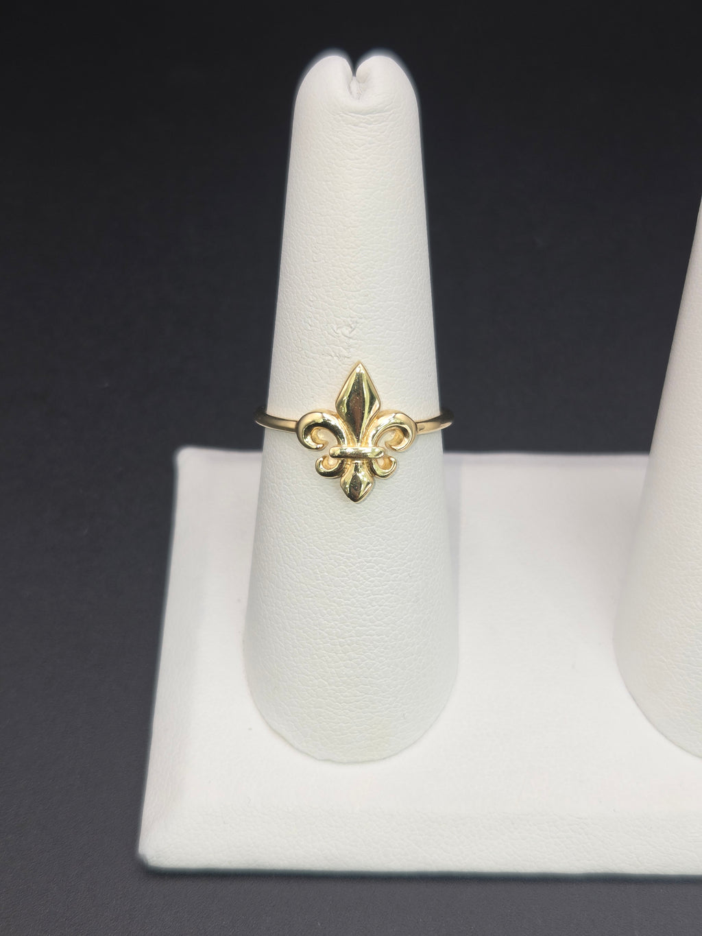 14k Solid Gold Ring fleur-de-lis