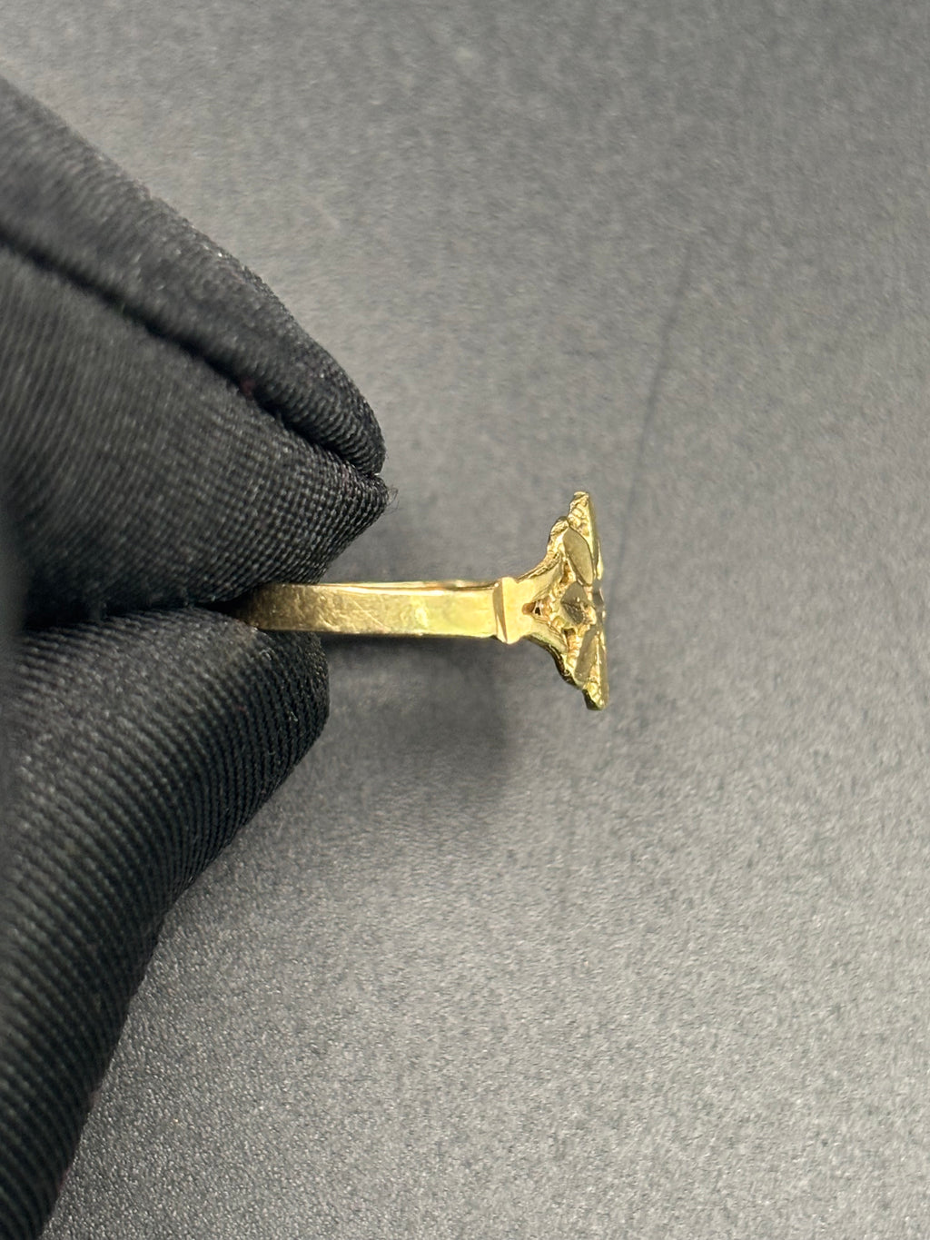 14k Solid Fine Italian Gold Ring Flower Shape