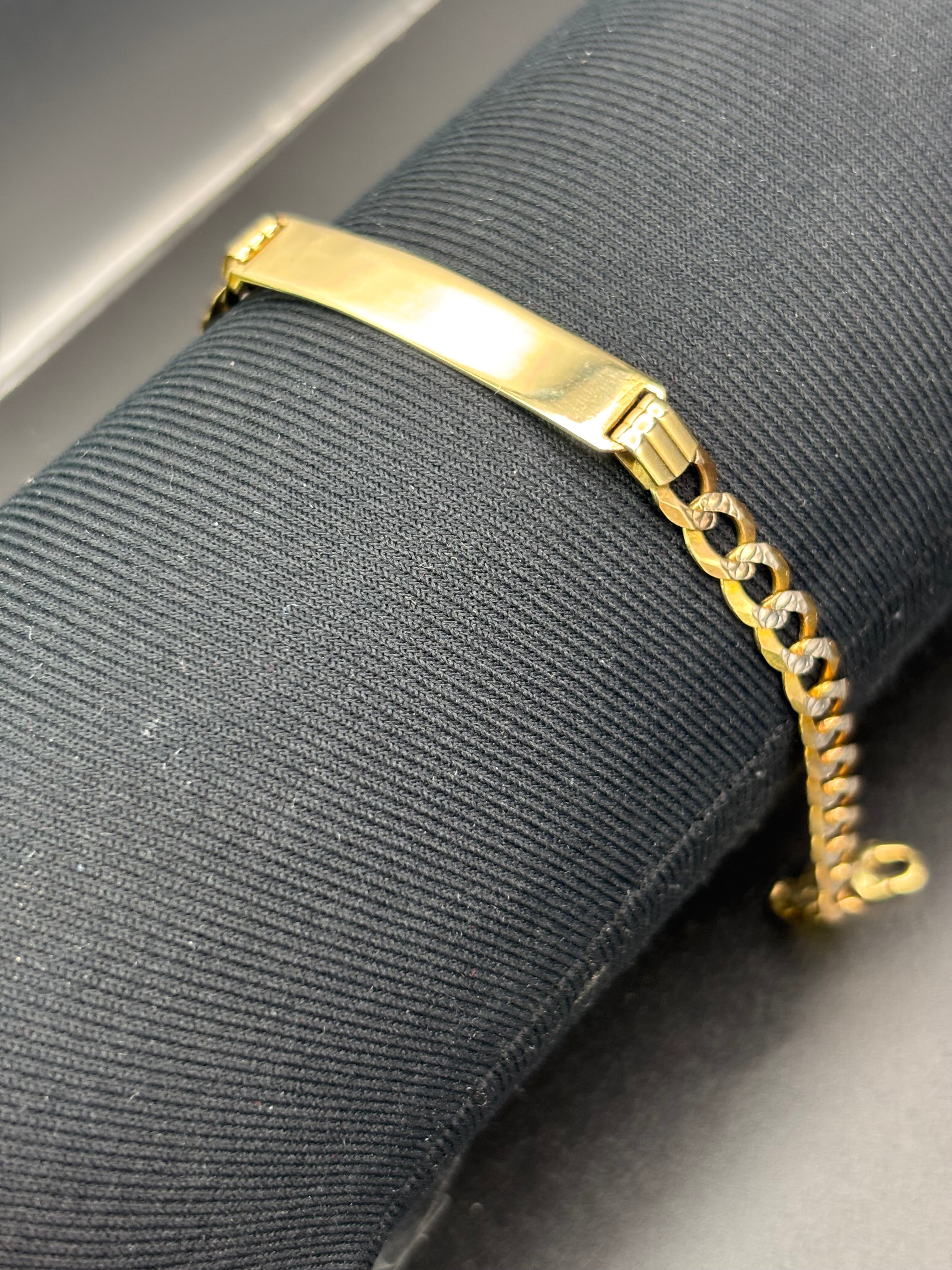 14k Solid Gold Cuban Link Bracelet