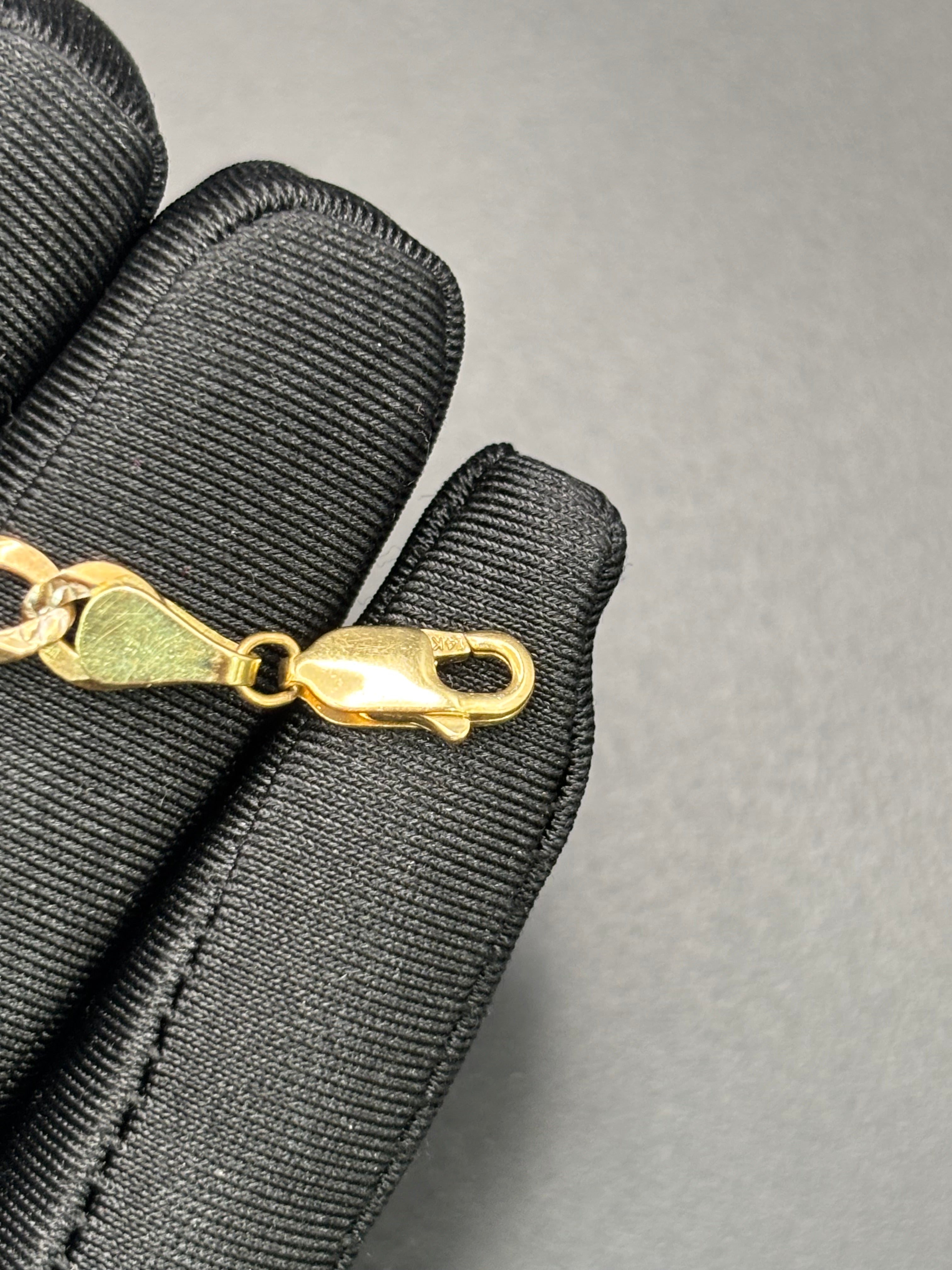 14k Solid Gold Cuban Link Bracelet