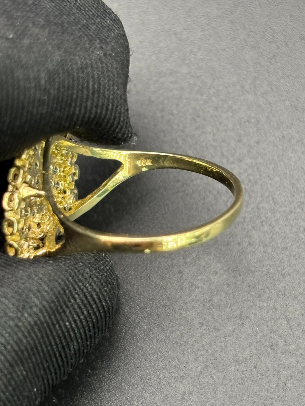10k Solid Gold Ring Heart