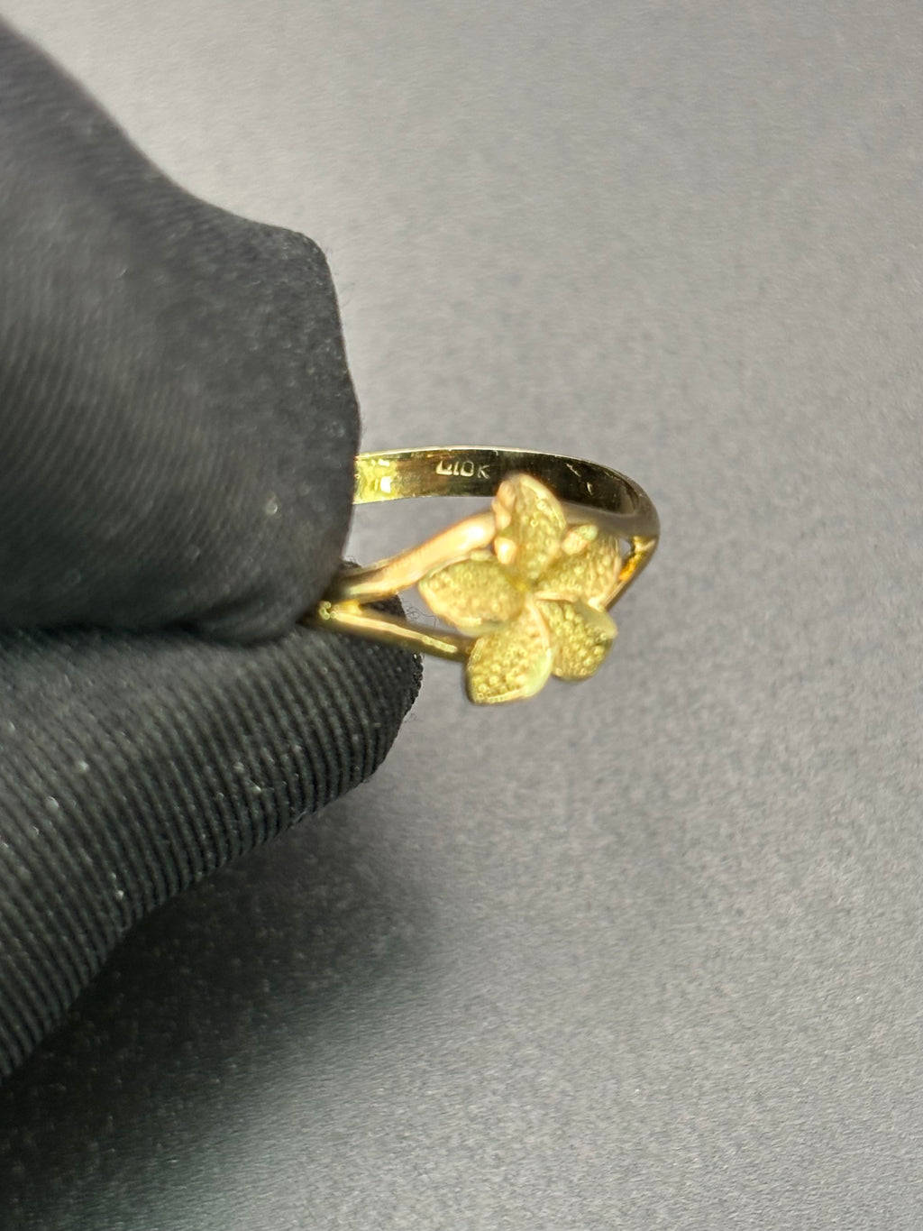 10k Solid Gold Ring Hibiscus Flower