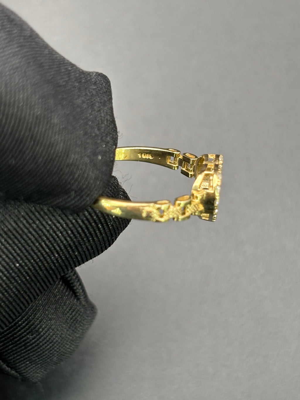 10k Solid Gold Ring Heart