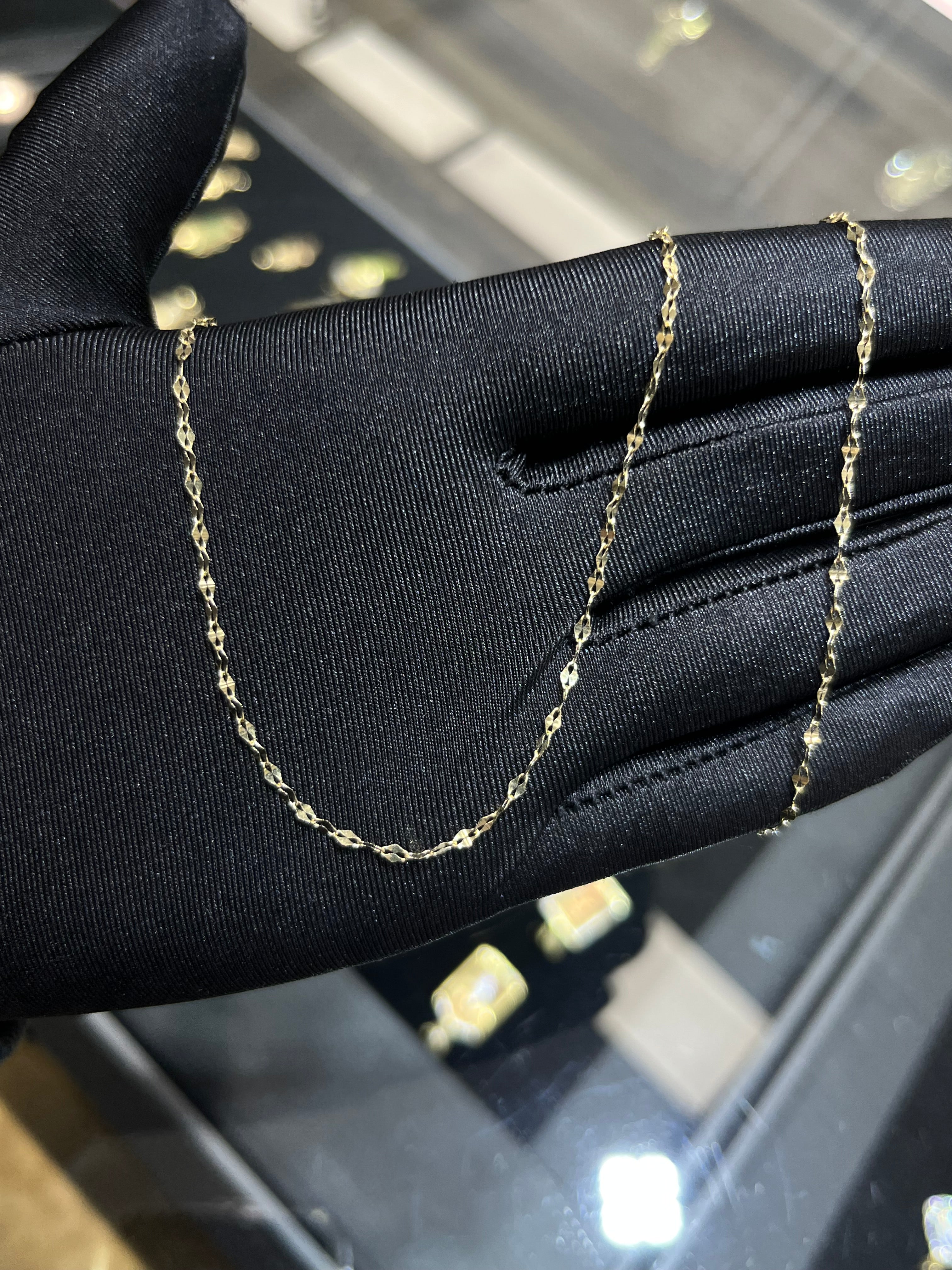 14K Gold Mirror Chain #31