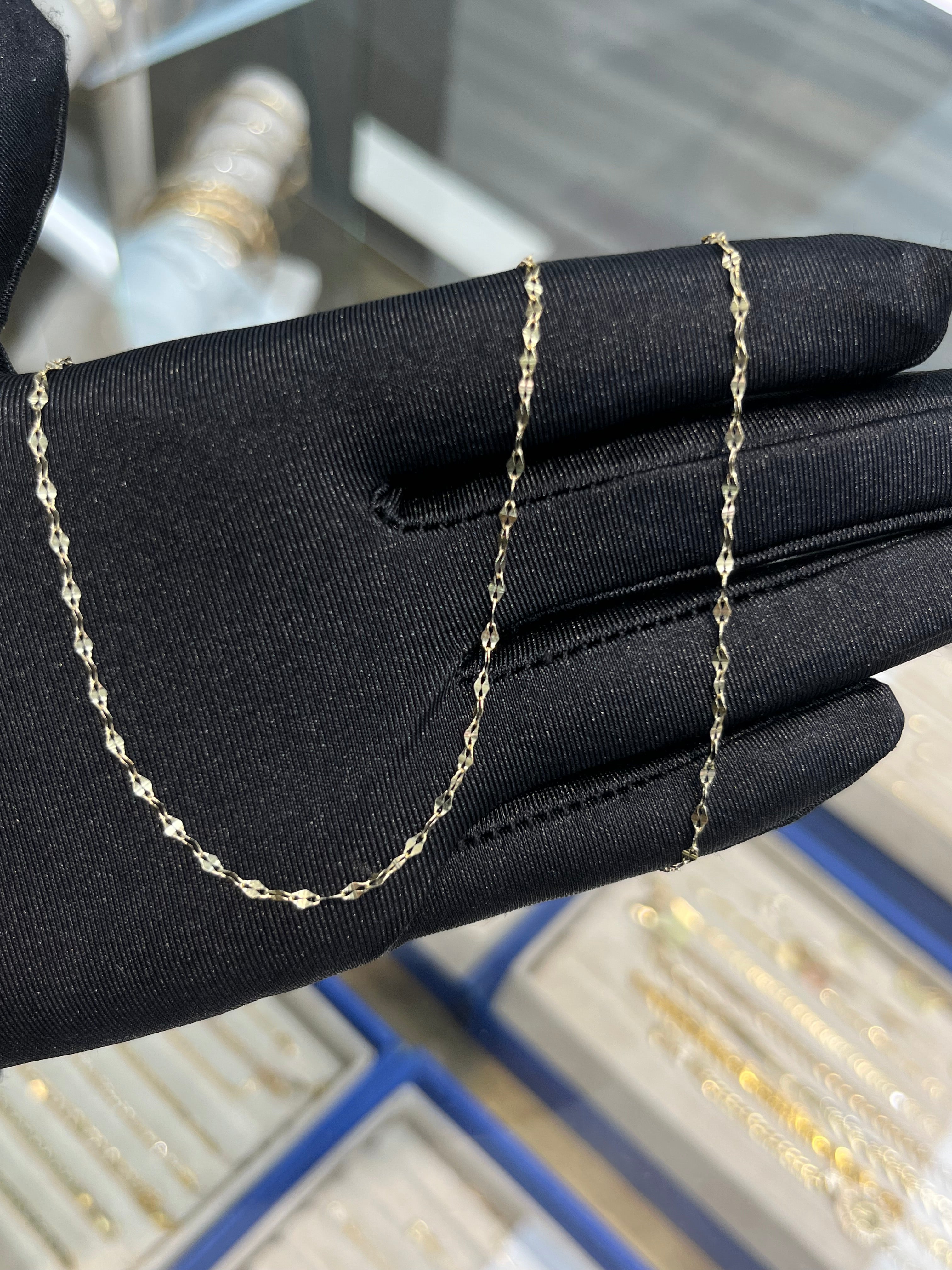 14K Gold Mirror Chain #31