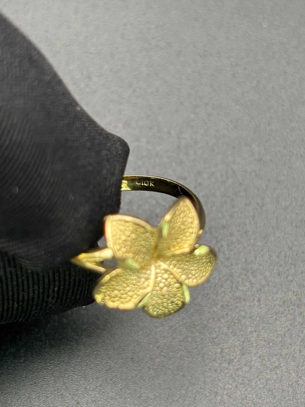 10k Solid Gold Ring Hibiscus Flower