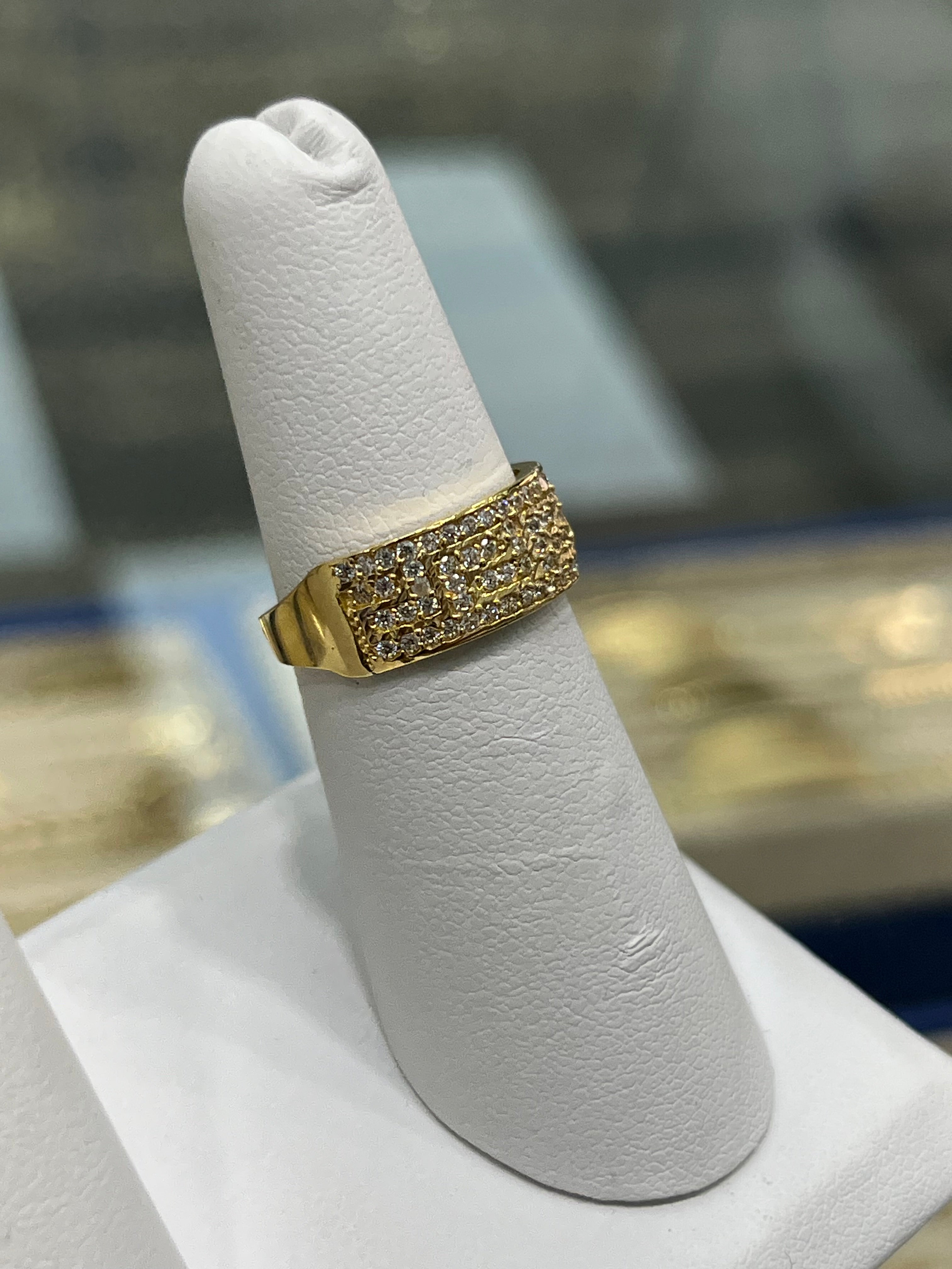 14K Gold Stoned Ring