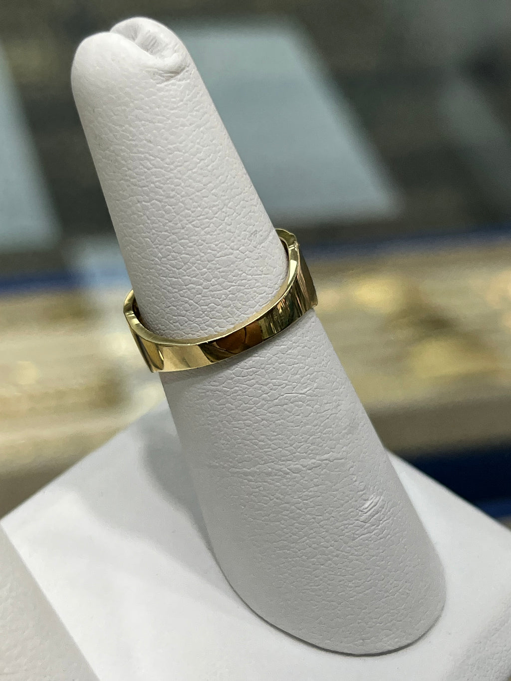 14K Gold Stoned Ring