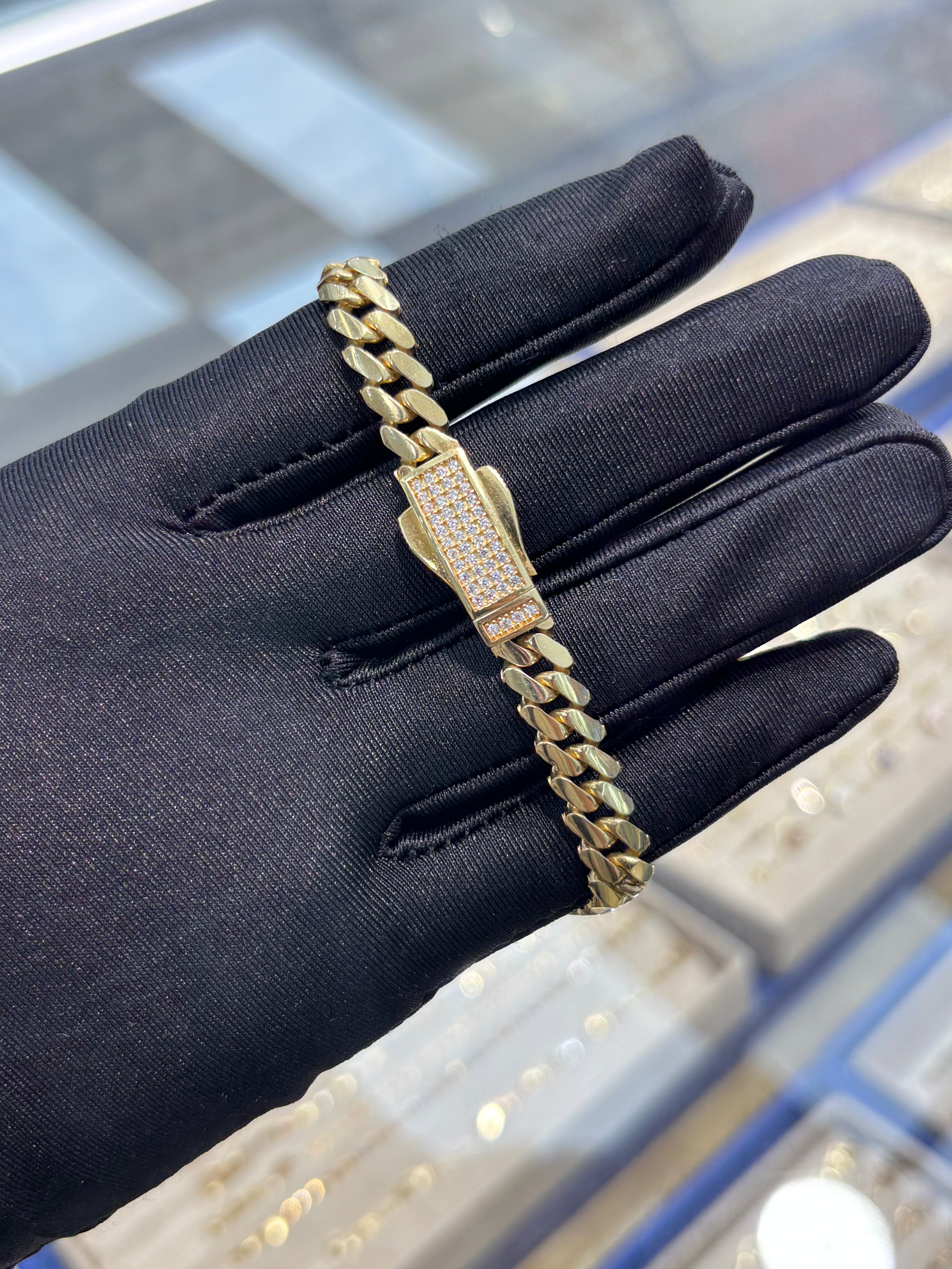 14K Cuban Link Chain Bracelet