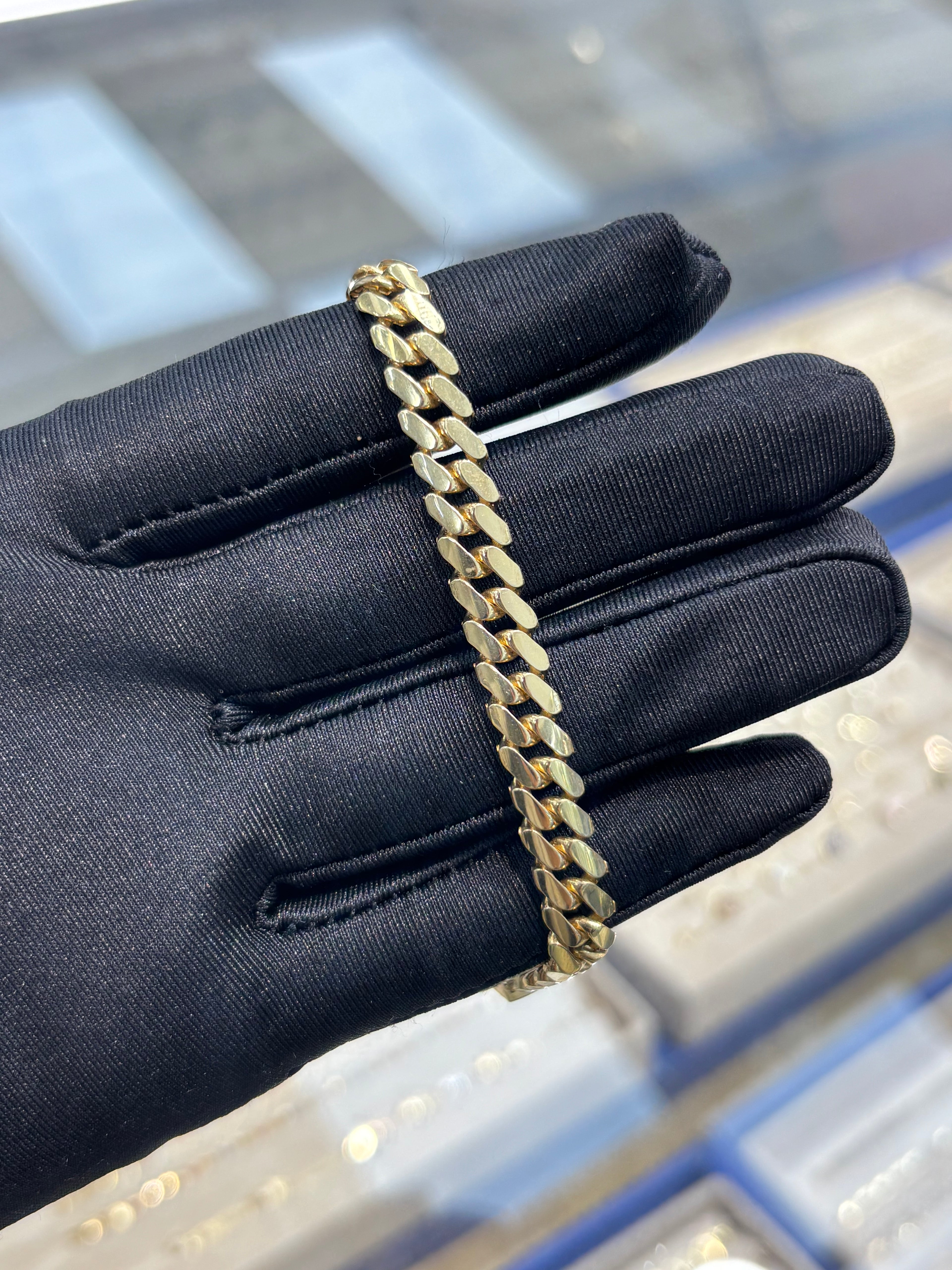 14K Cuban Link Chain Bracelet