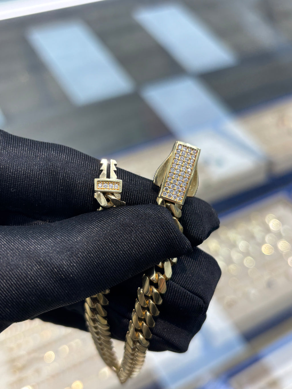 14K Cuban Link Chain Bracelet