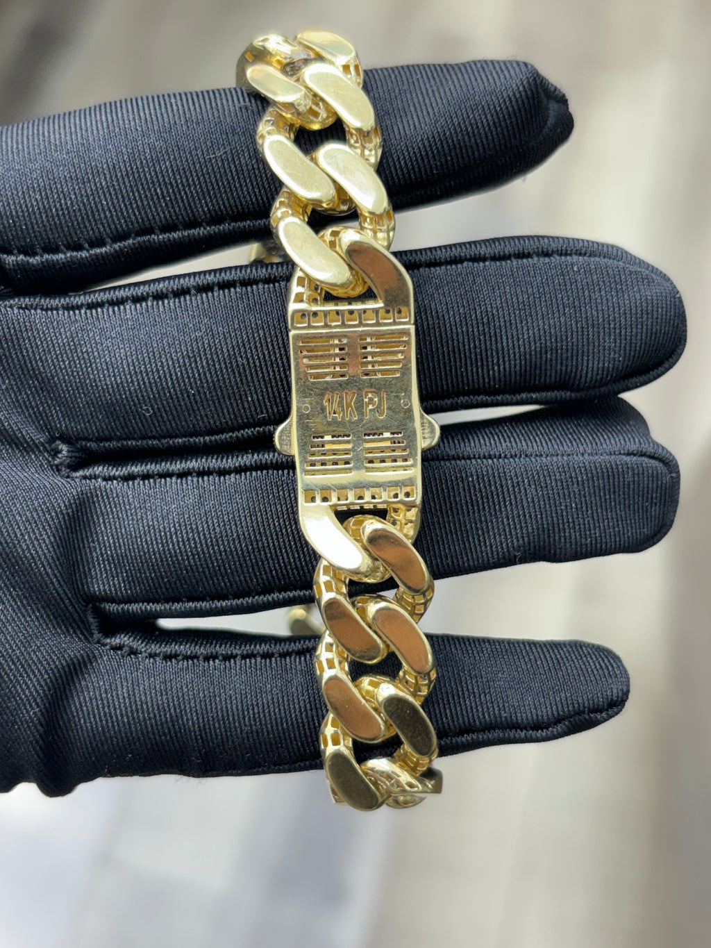 14K Gold Cuban Link Bracelet