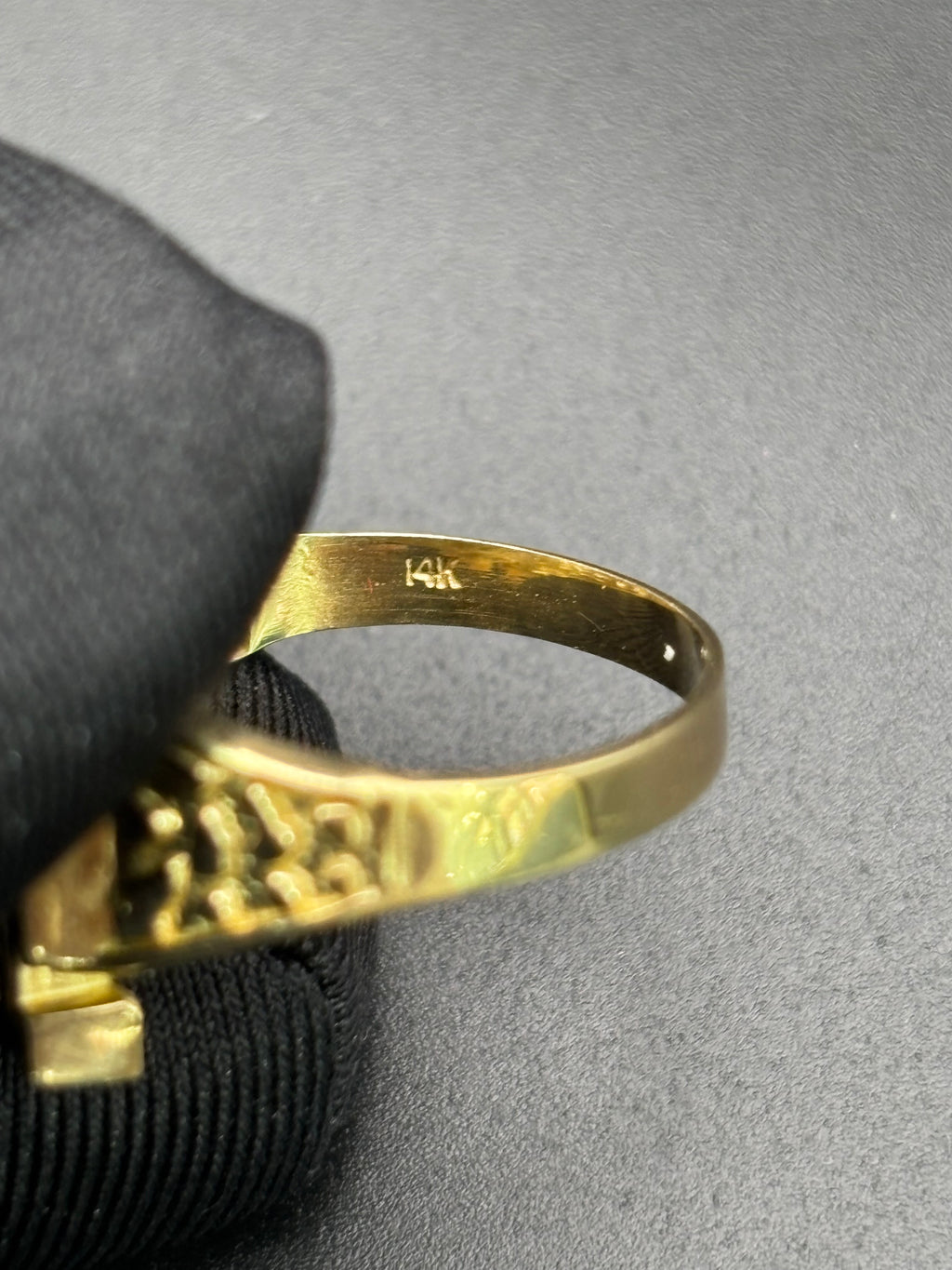 14k Solid Gold Nugget Ring LA