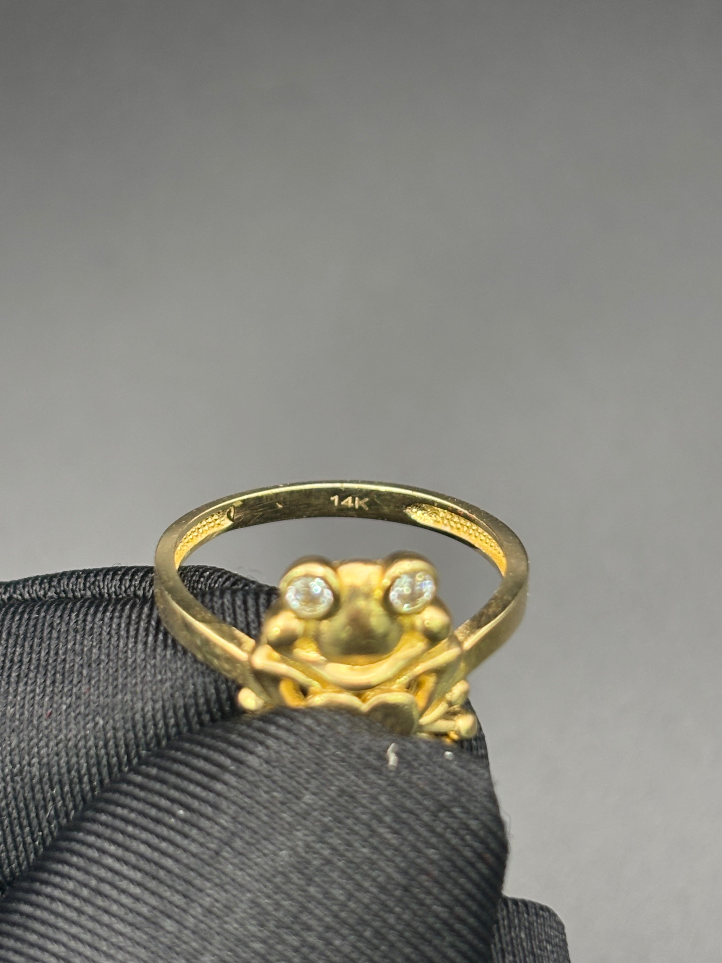 14k Solid Fine Italian Gold Ring Frog with Heart