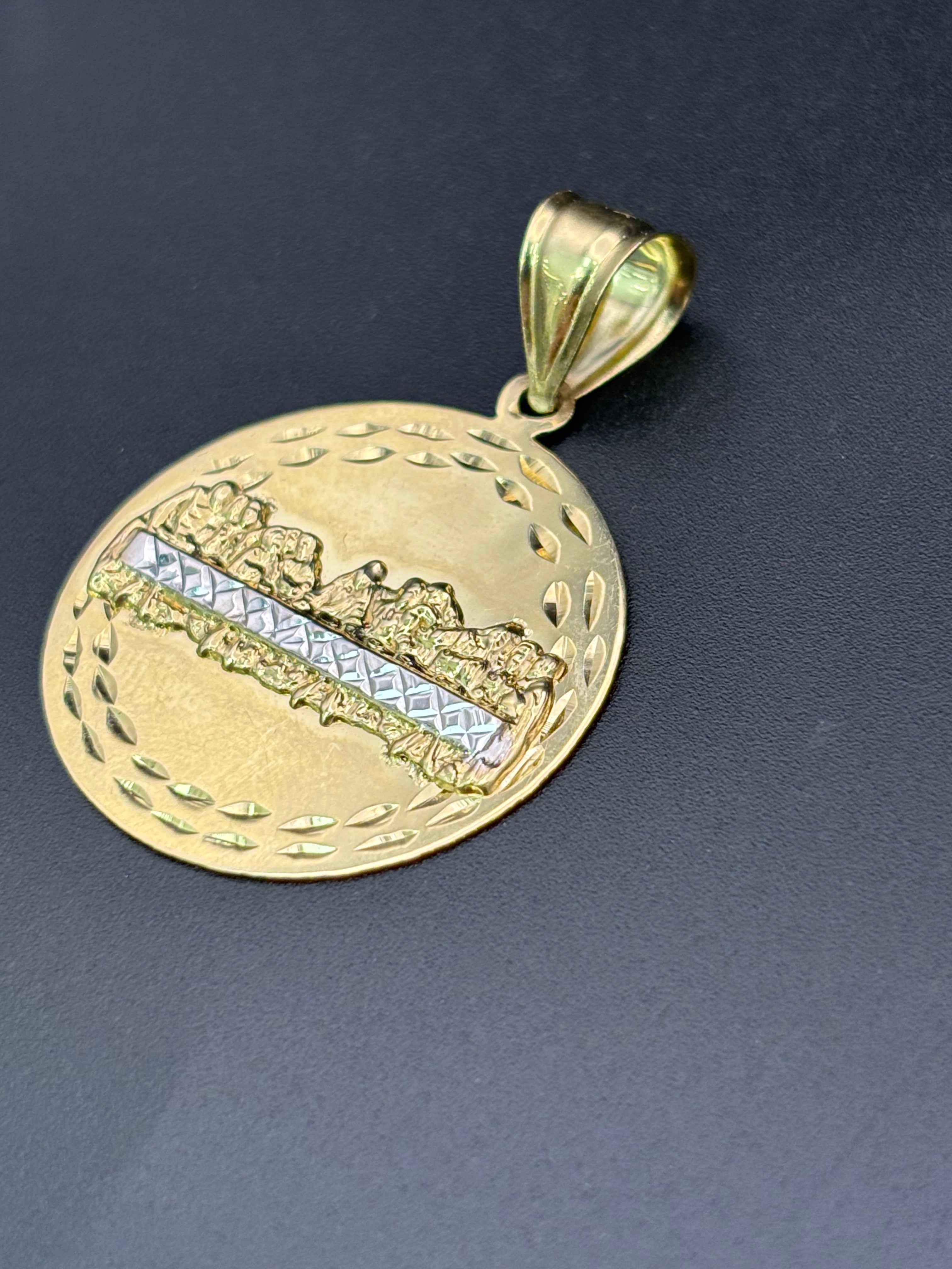 14k Solid Gold Pendant Last Supper Jesus and Disciples