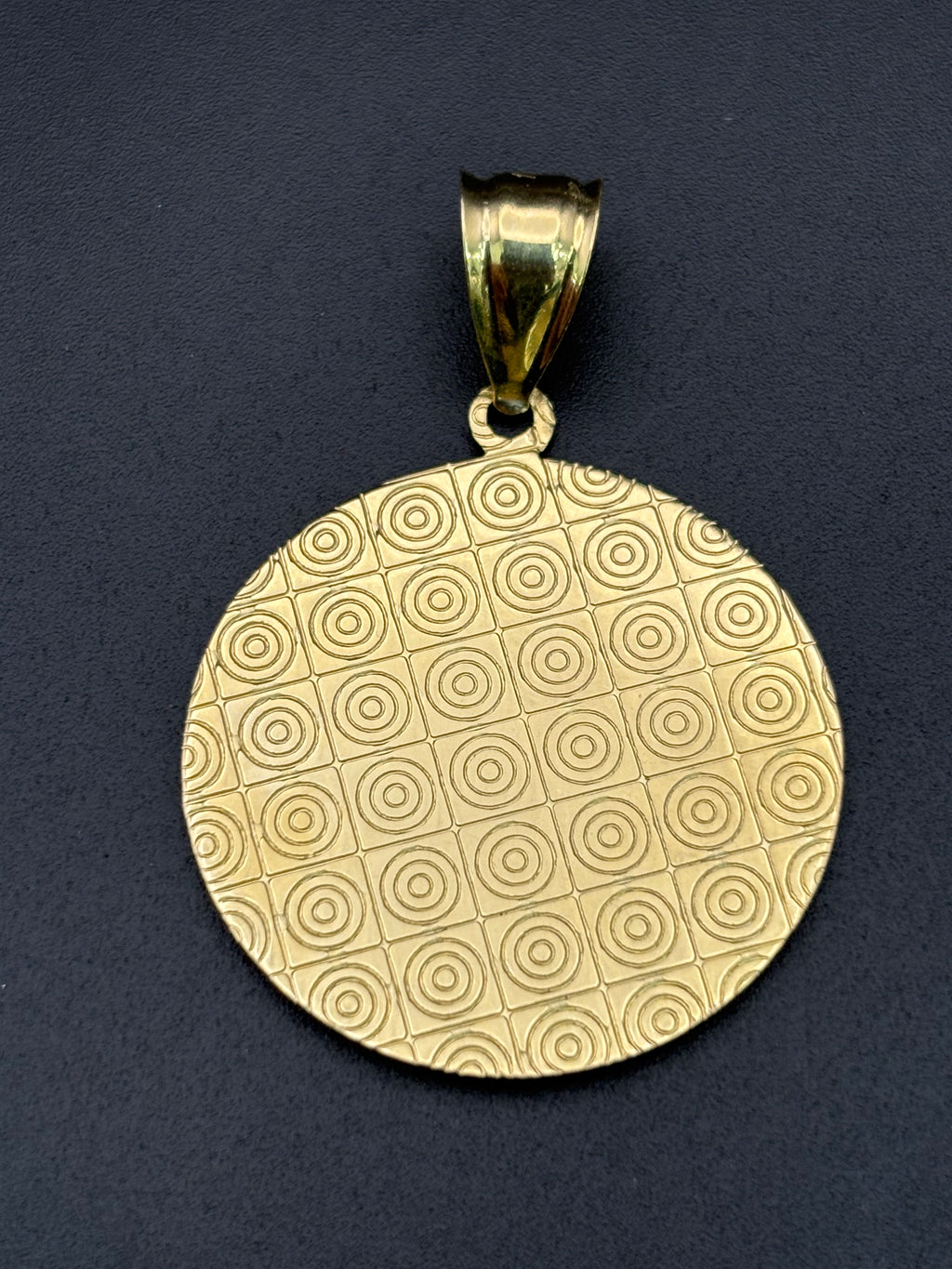 14k Solid Gold Pendant Last Supper Jesus and Disciples