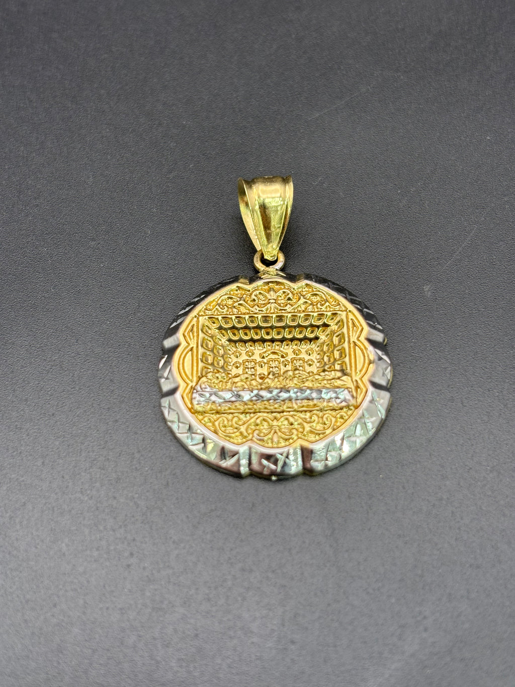 14k Solid Gold Pendant Last Supper Jesus Disciples