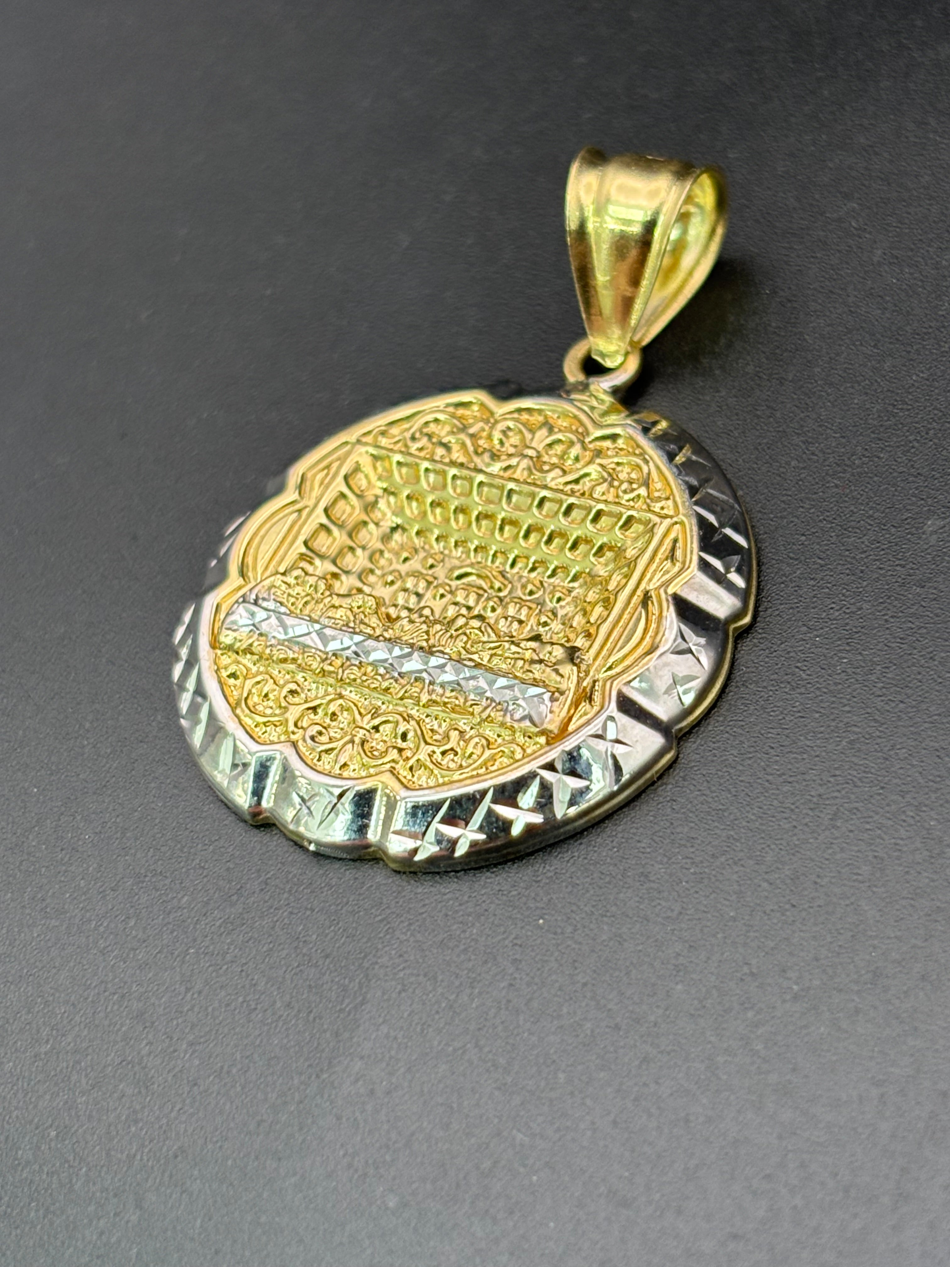 14k Solid Gold Pendant Last Supper Jesus Disciples