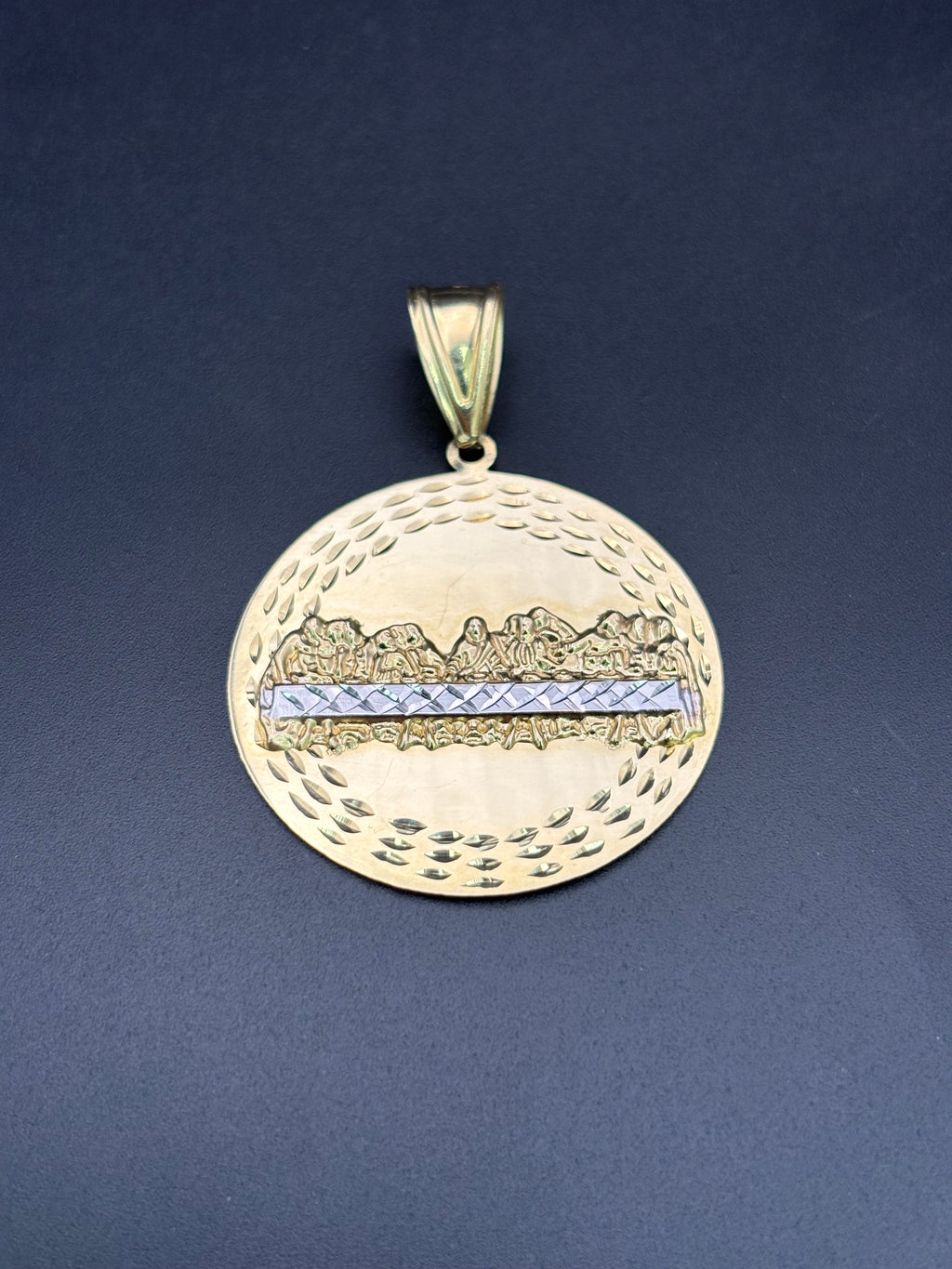 14k Solid Gold Pendant Last Supper Jesus and Disciples