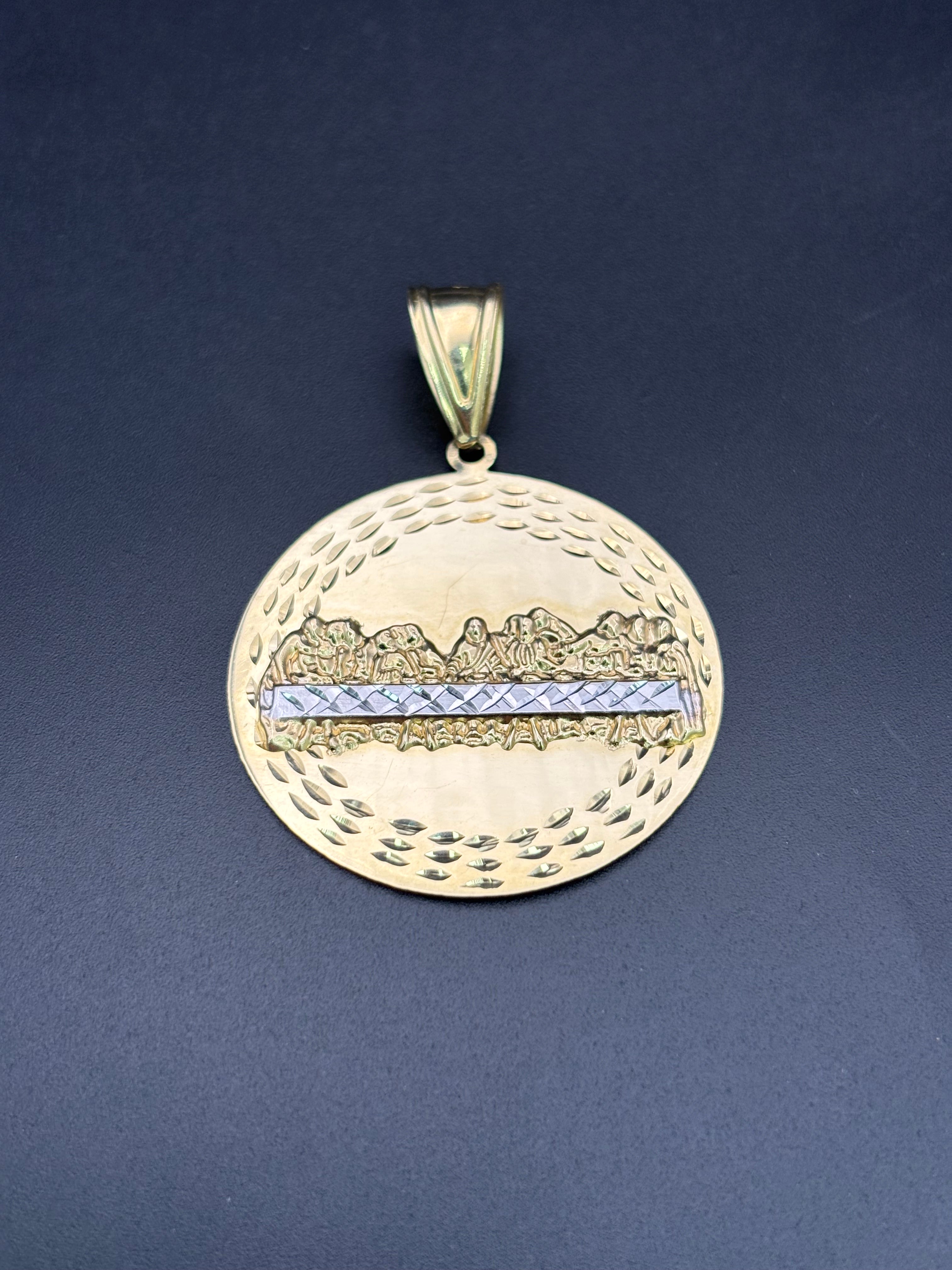 14k Solid Gold Pendant Last Supper Jesus and Disciples
