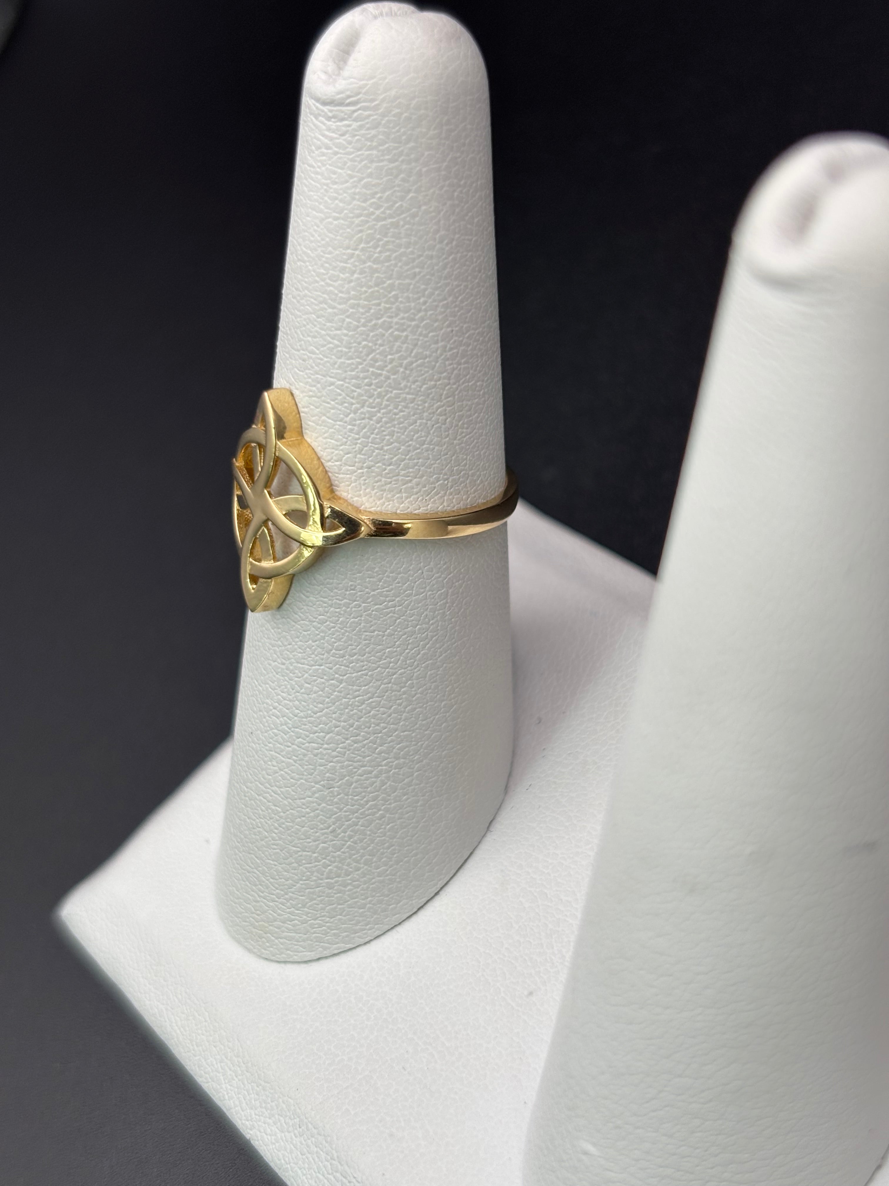 14k Solid Gold Ring Celtic Knot Witch Knot