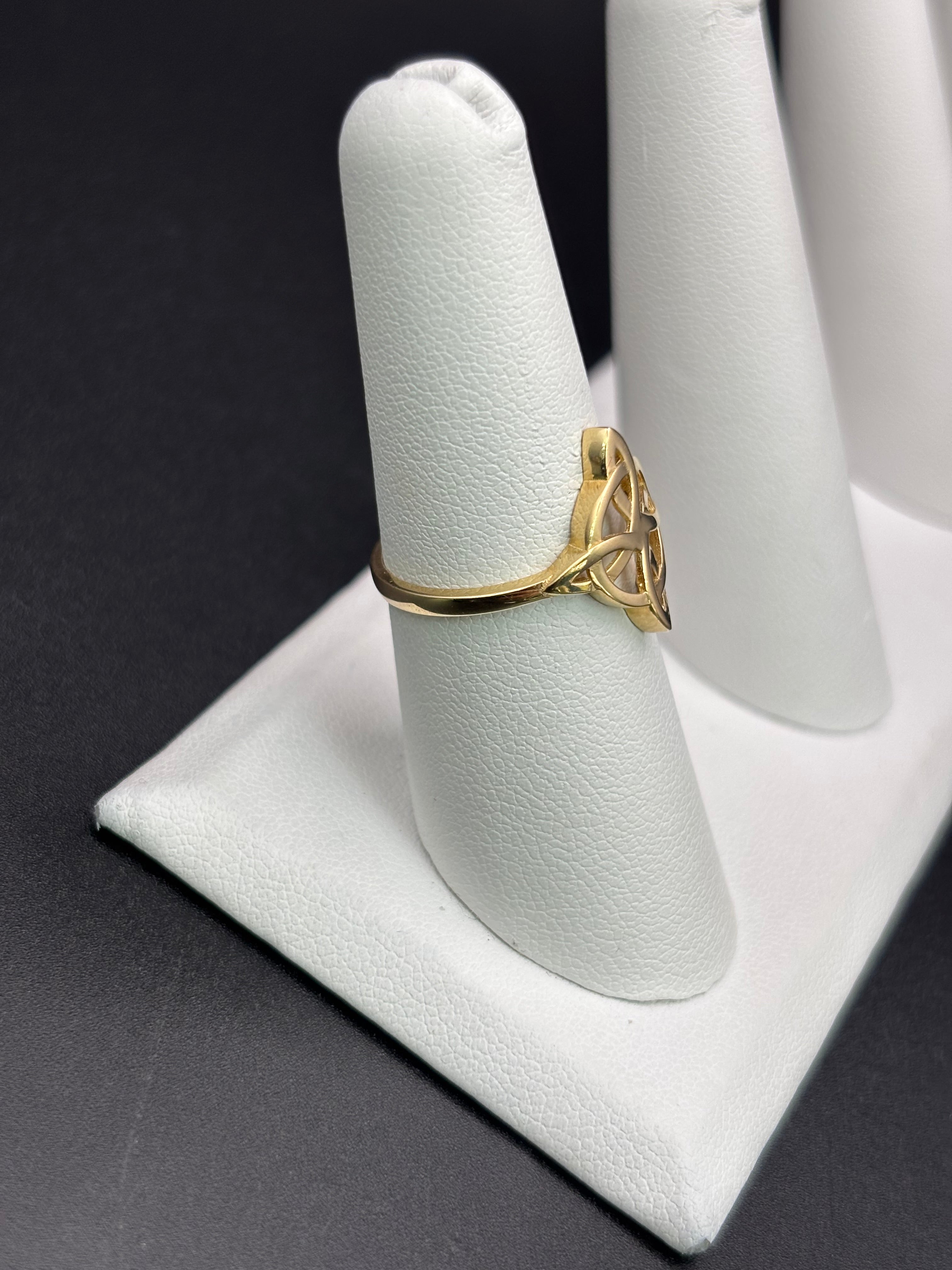 14k Solid Gold Ring Celtic Knot Witch Knot