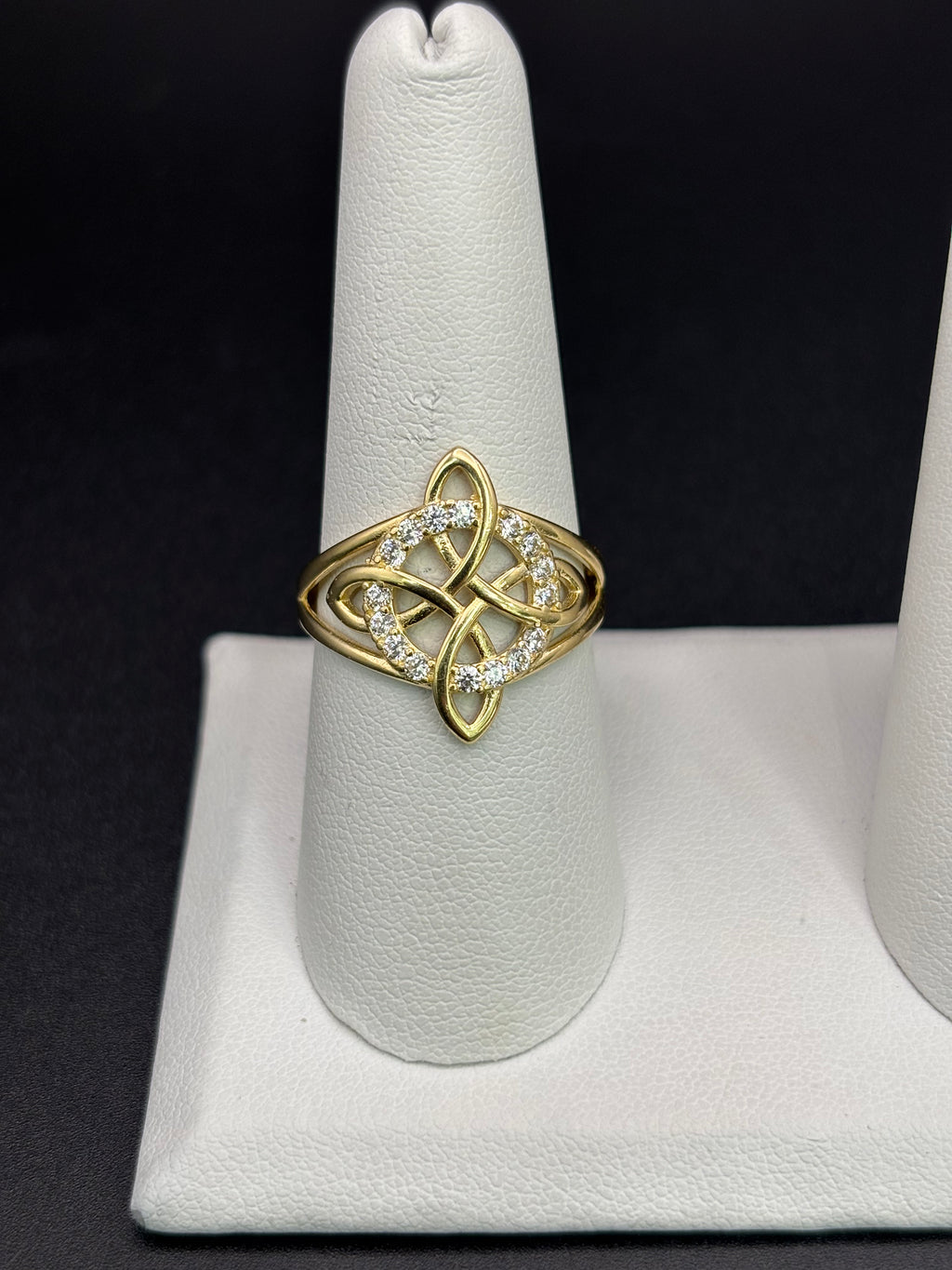 14k Solid Gold Ring Celtic Knot Witch Knot
