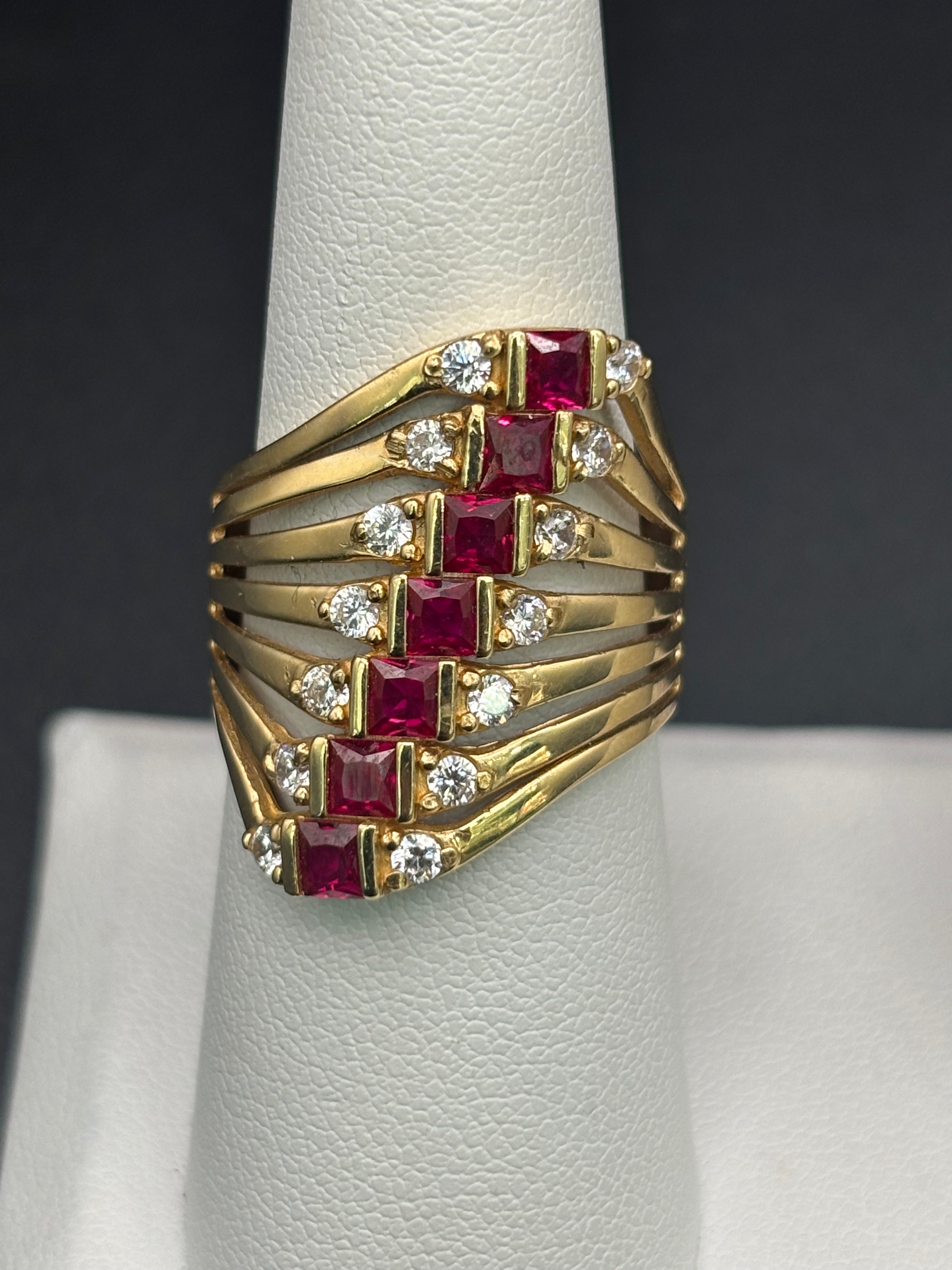 14k Solid Gold Ring Semanario Style