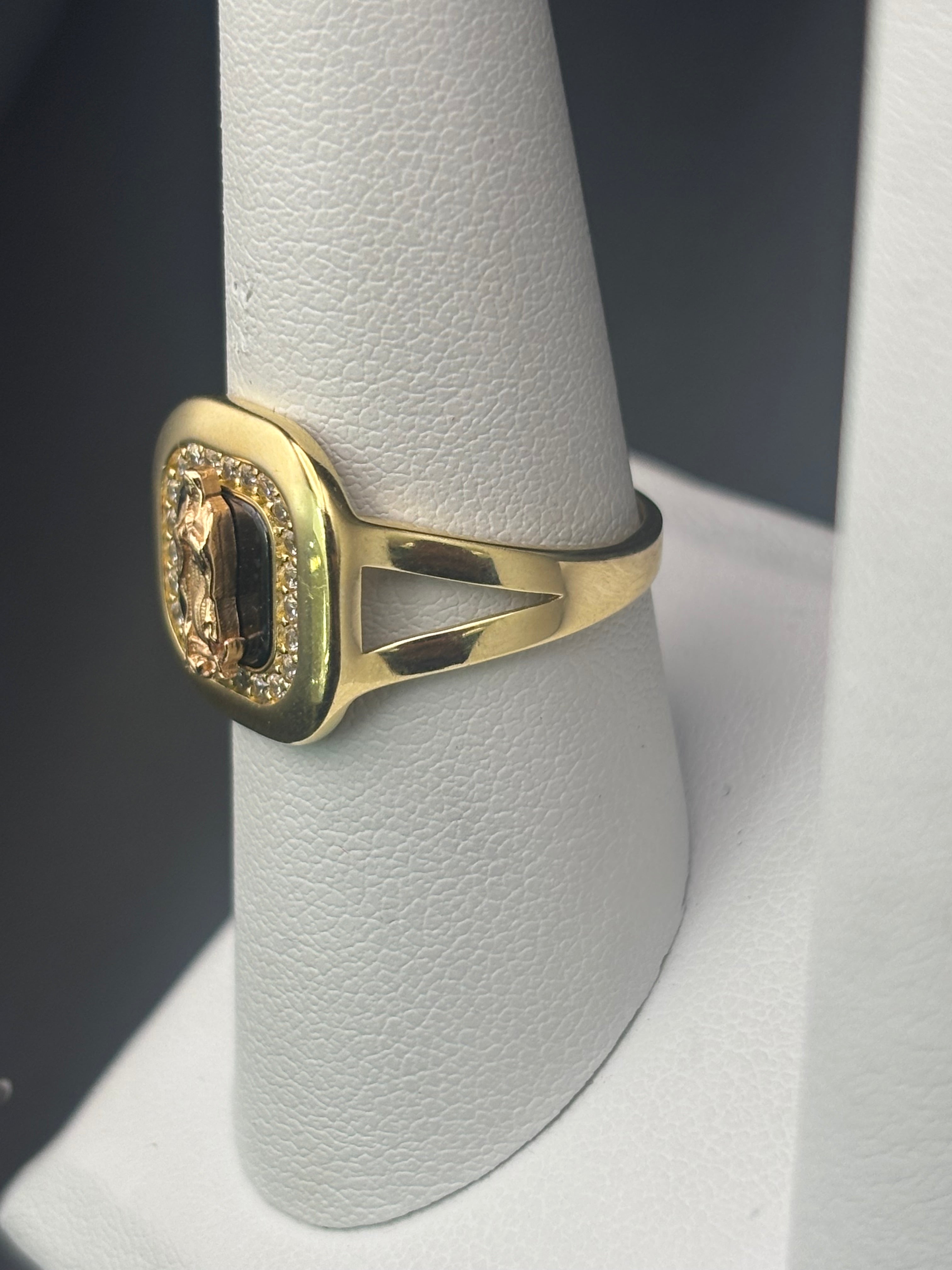 14k Solid Gold Ring Virgin Mary