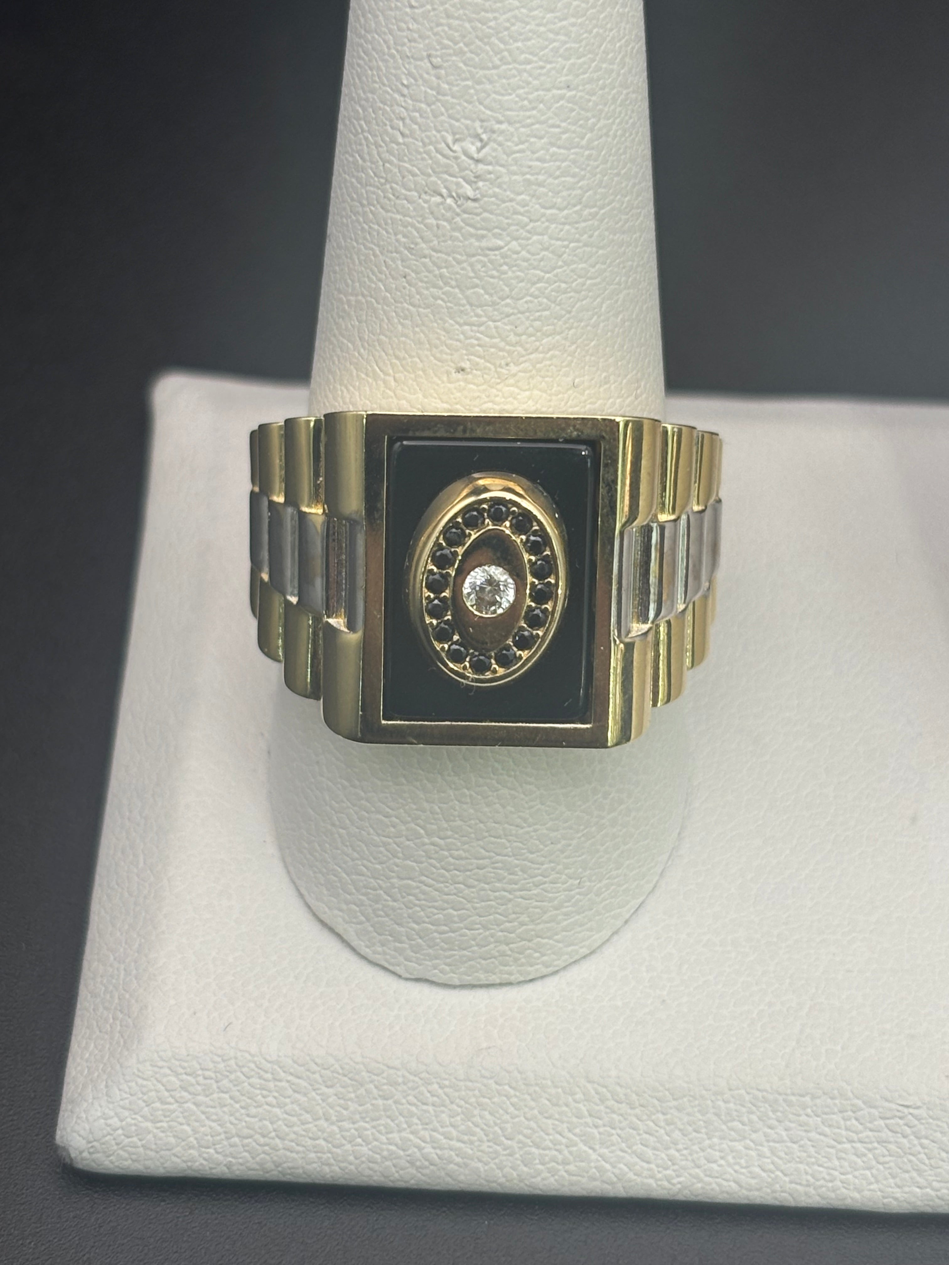 14k Solid Gold Ring Eye Black