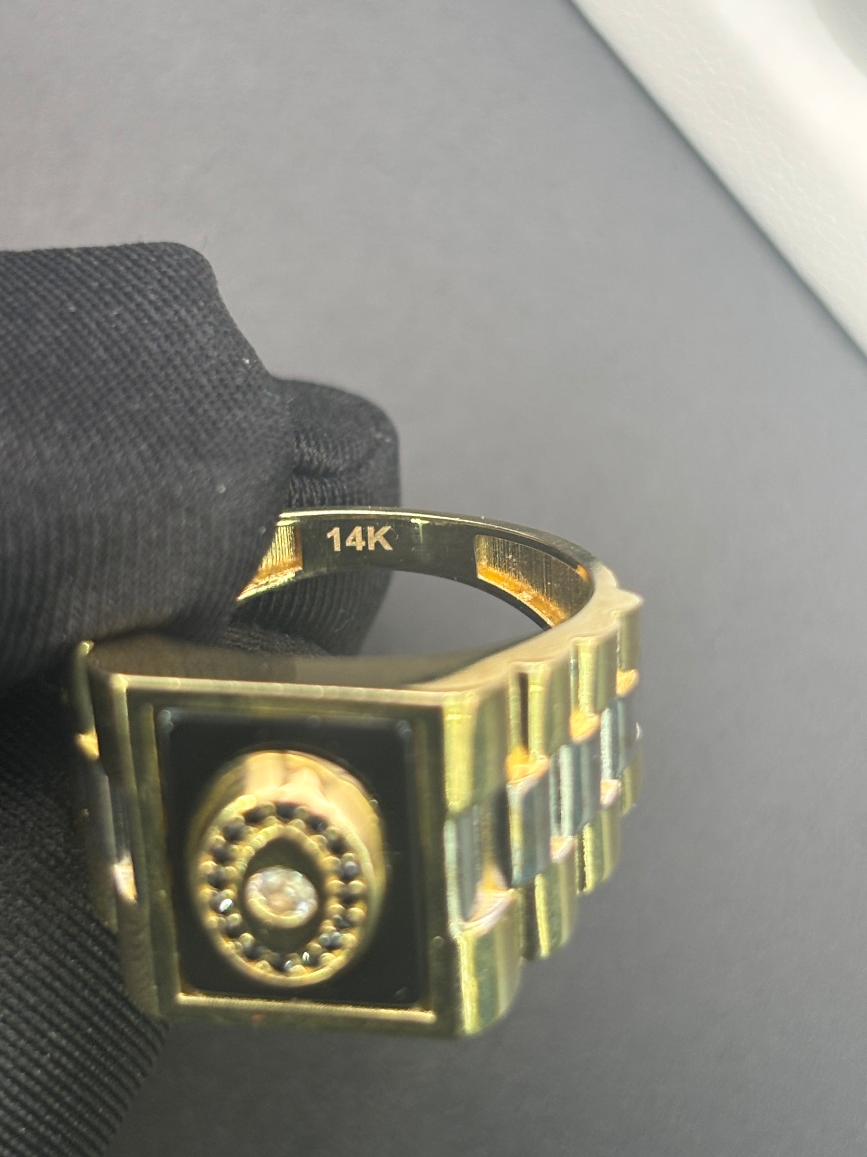14k Solid Gold Ring Eye Black