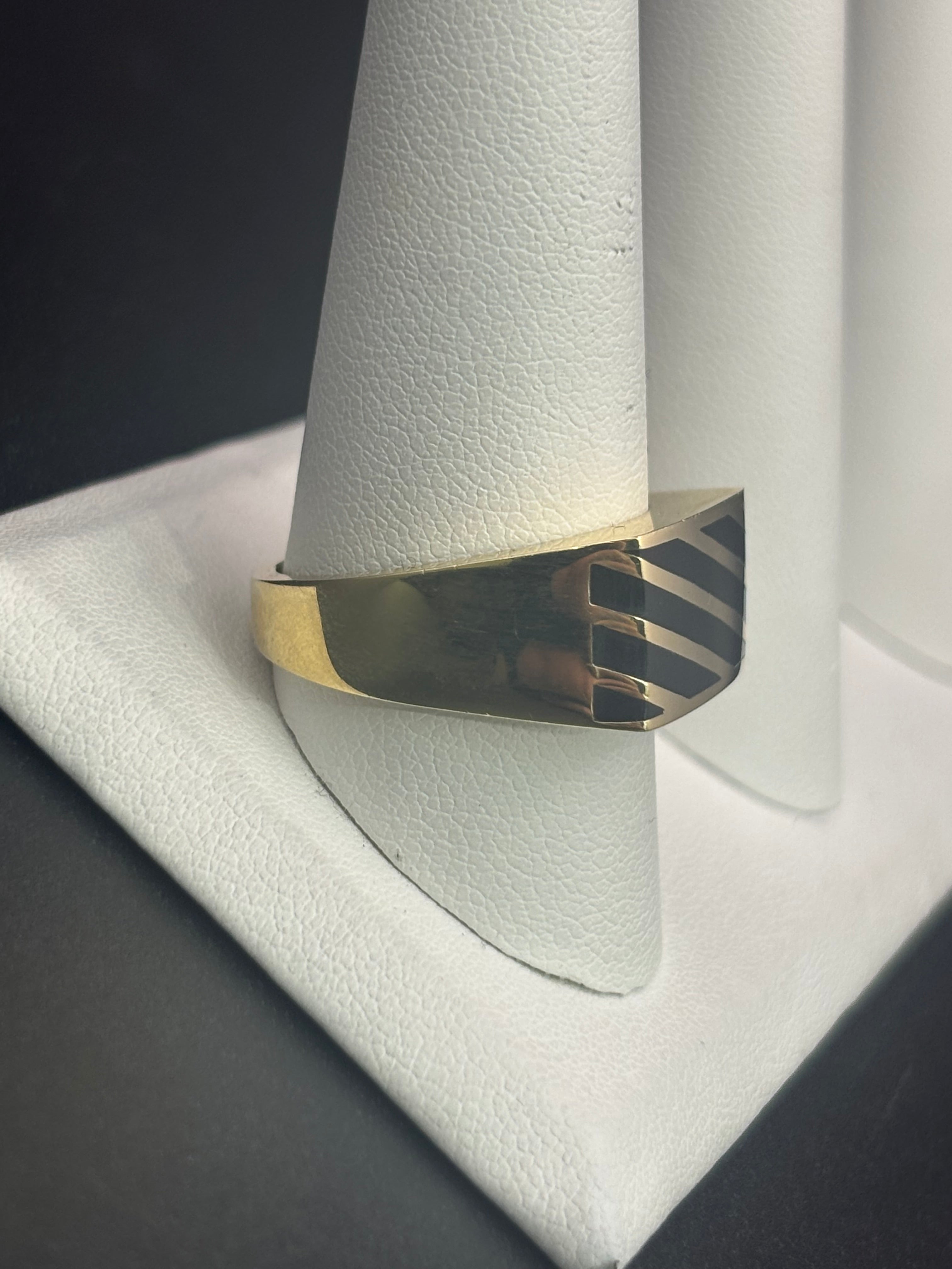 14k Solid Gold Ring Lines Black