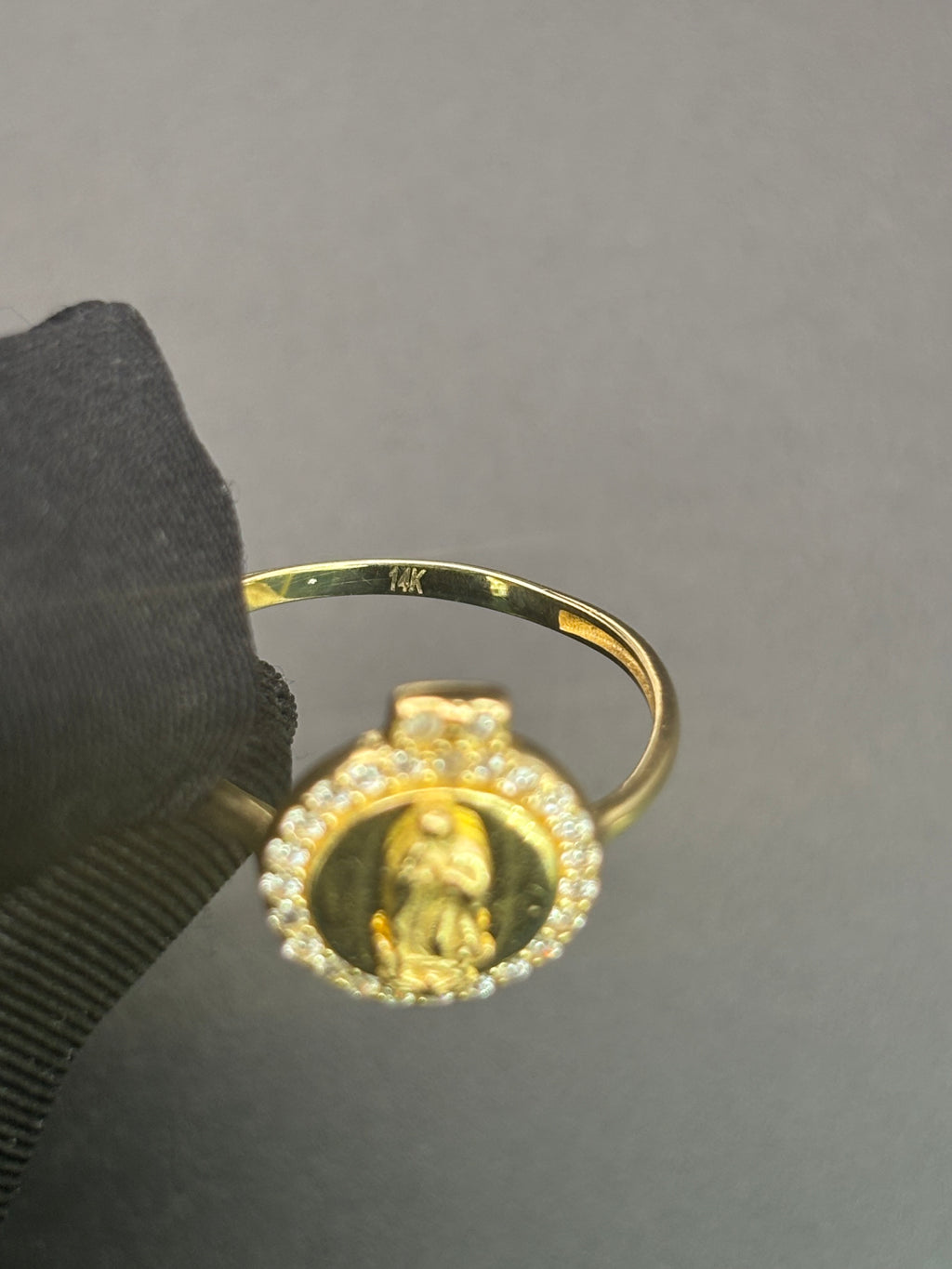 14k Solid Gold Ring Virgin Mary
