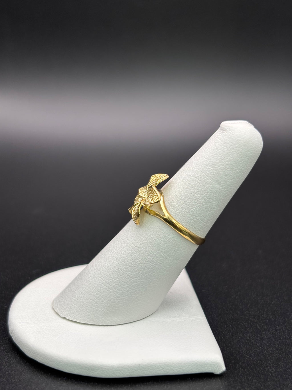 10k Solid Gold Ring Flower