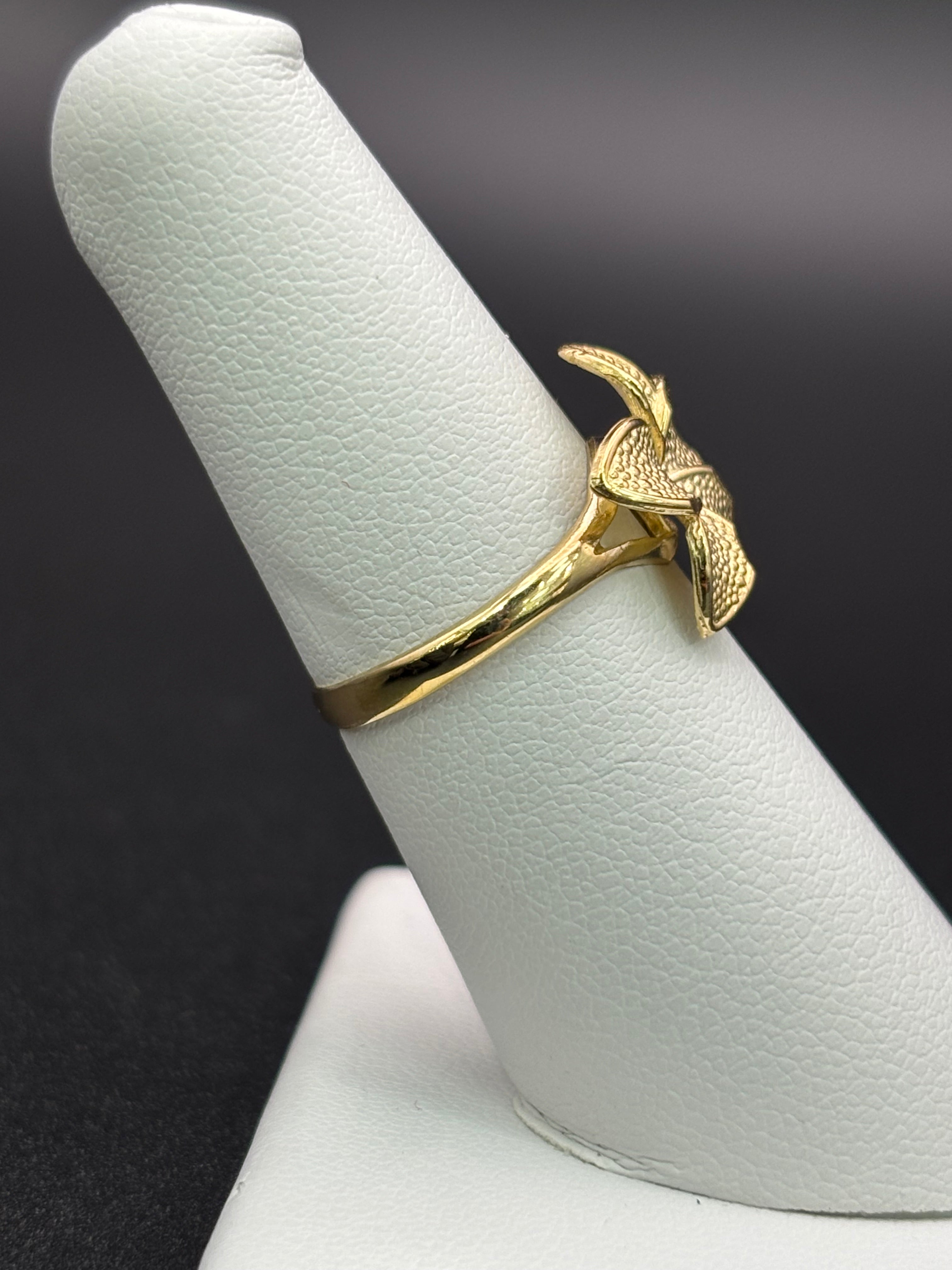 10k Solid Gold Ring Flower
