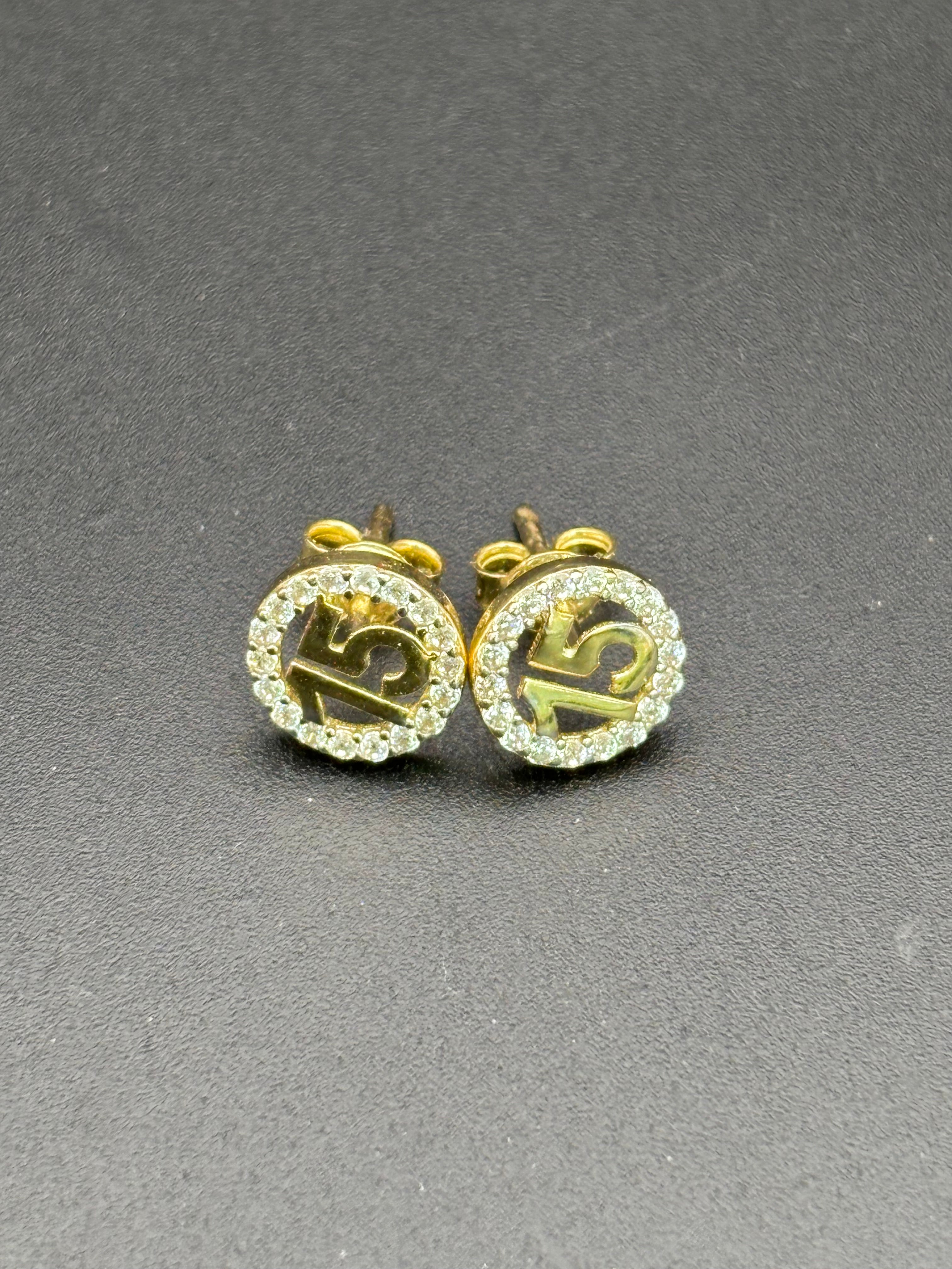 14k Solid Gold Earrings Quinceanera 15 Años