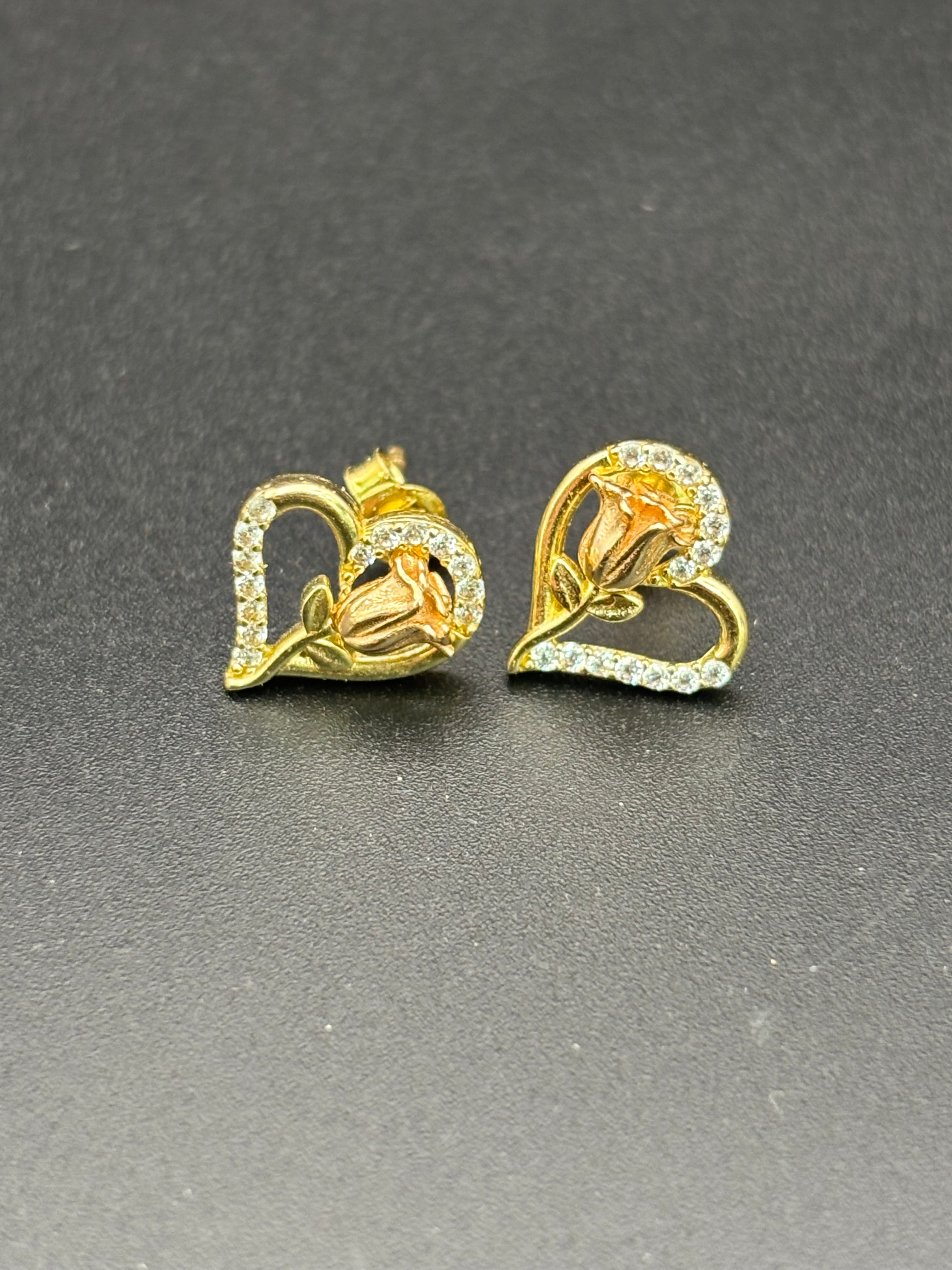 14k Solid Gold Earrings Quinceanera 15 Años Heart with Rose