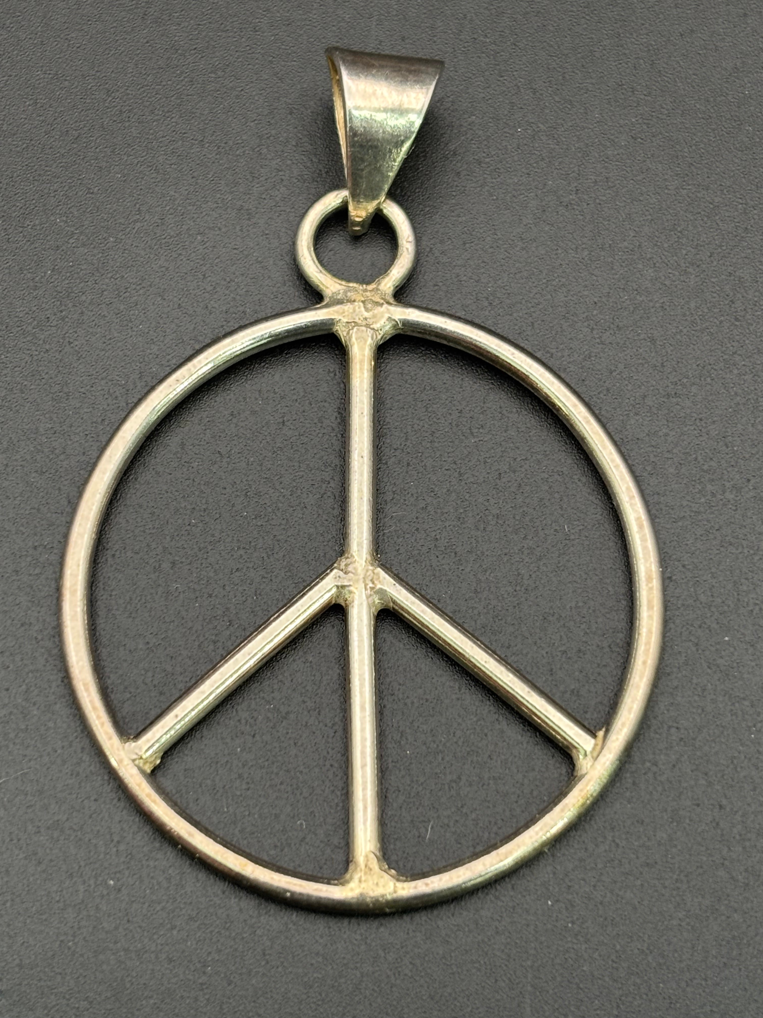 925 Silver Peace and Love Symbol