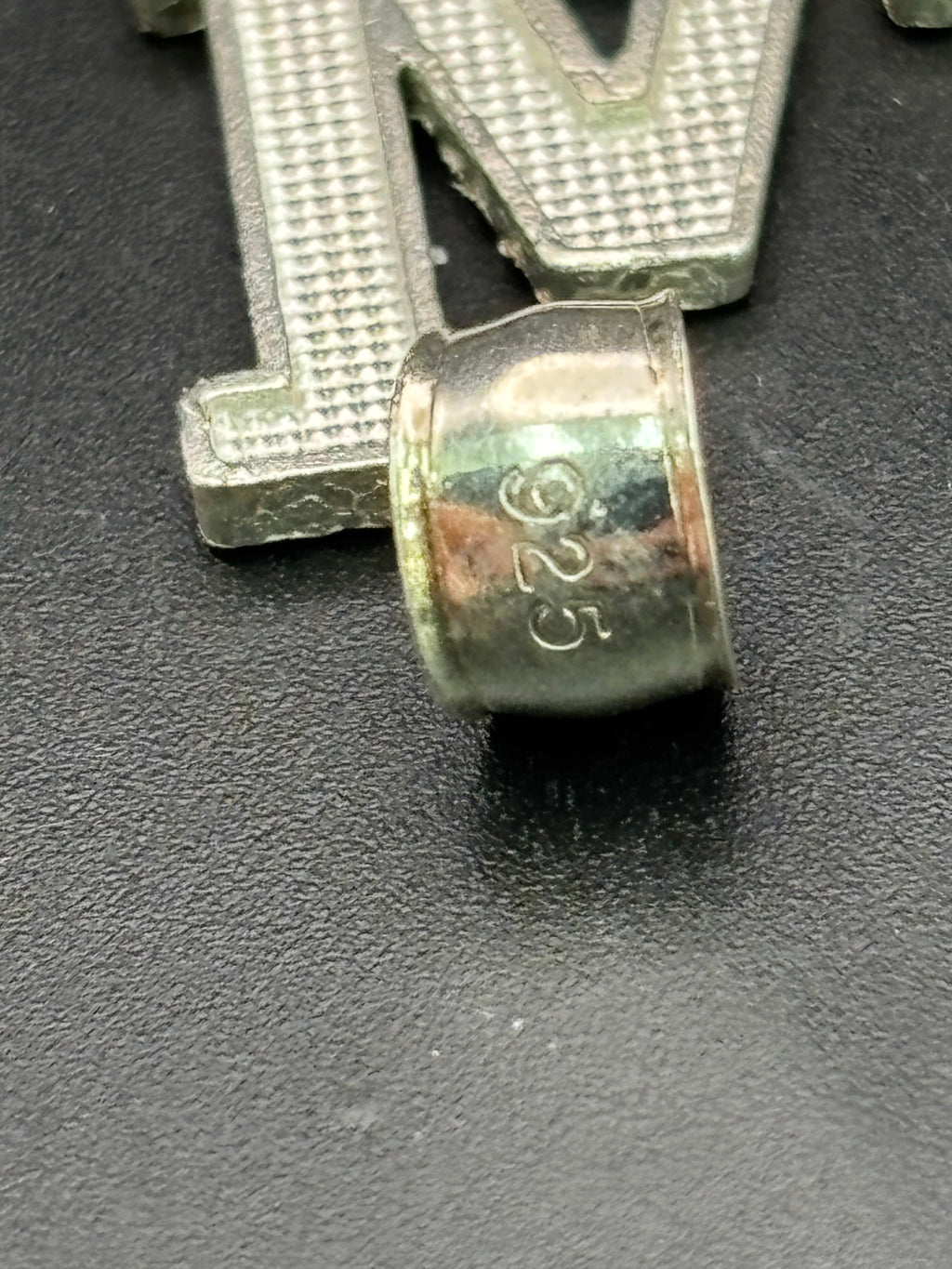 925 Silver LA Pendant