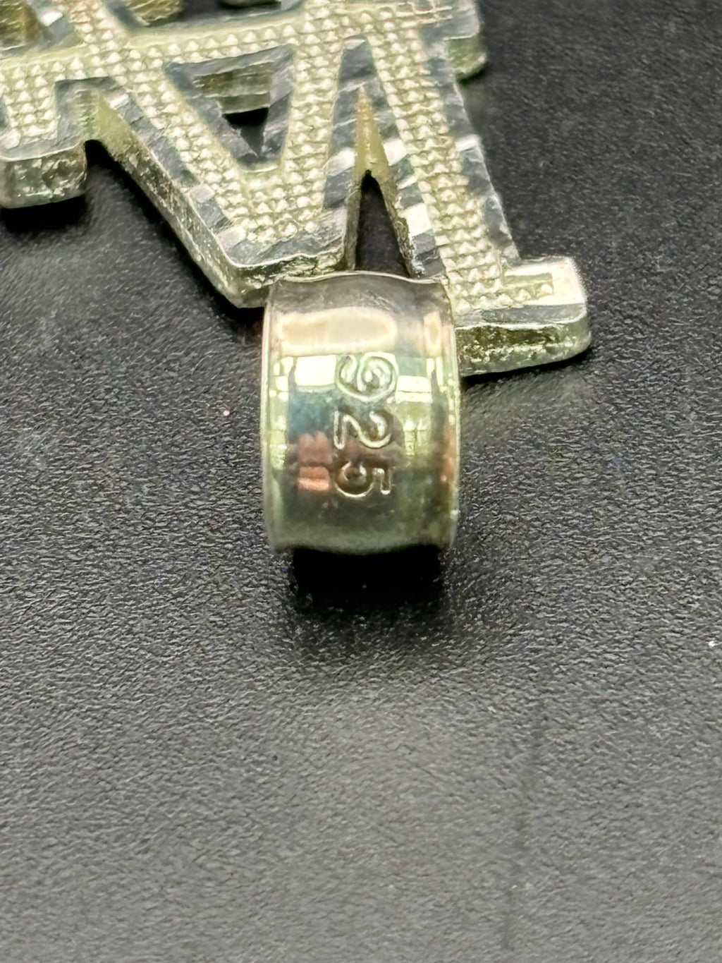925 Silver LA Pendant
