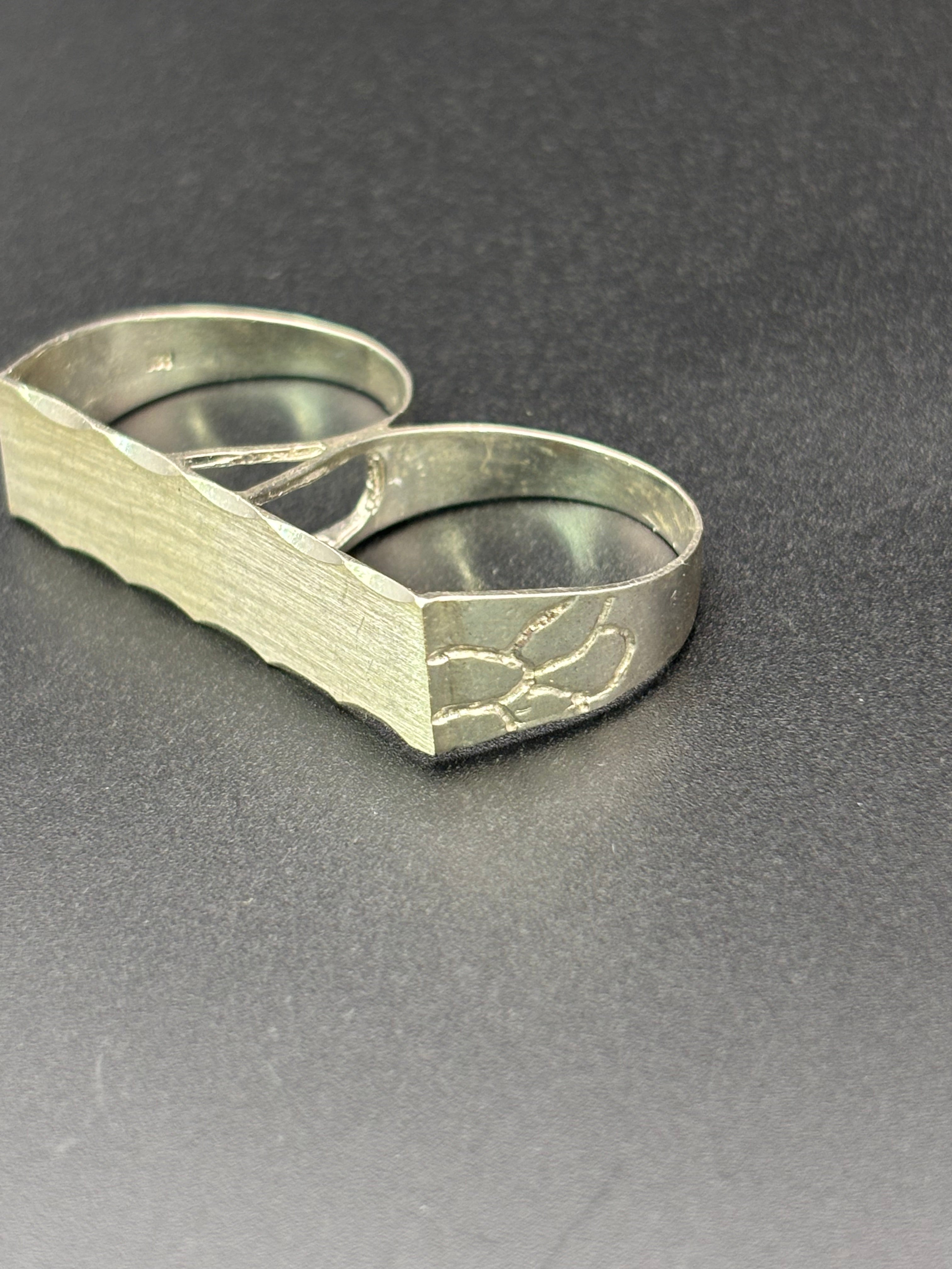 925 Silver Two Fingers Ring Plain Size 11.5 and 11.75