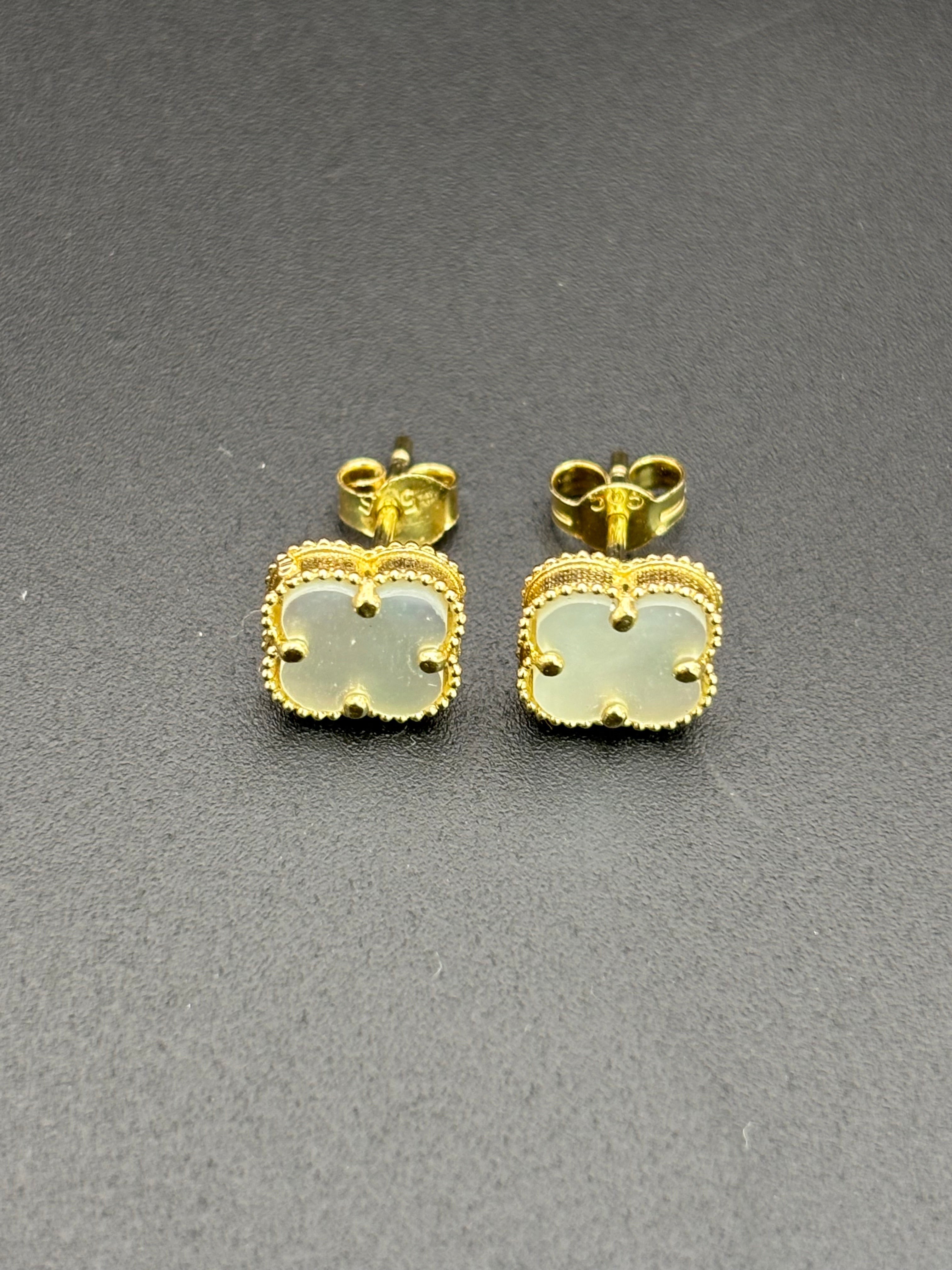 14k Solid Gold Earrings Flower
