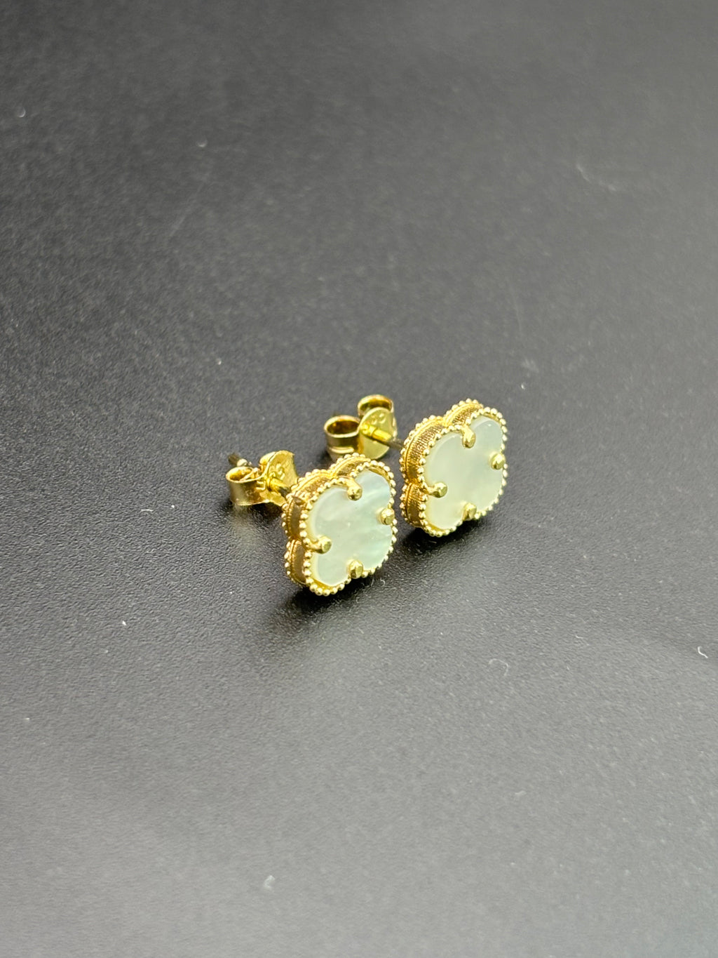 14k Solid Gold Earrings Flower