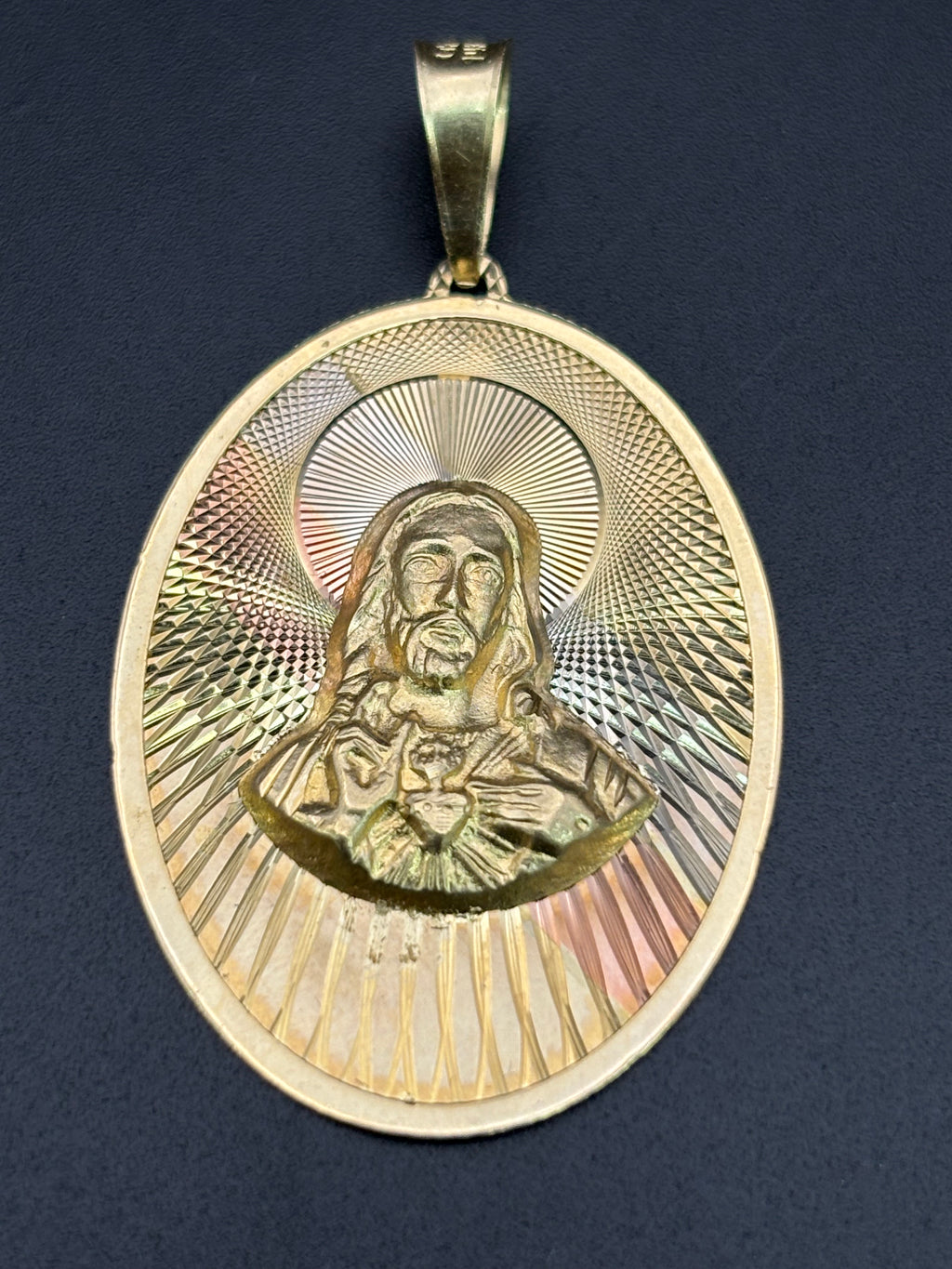 14k Solid Gold Pendant Jesus Christ Heart