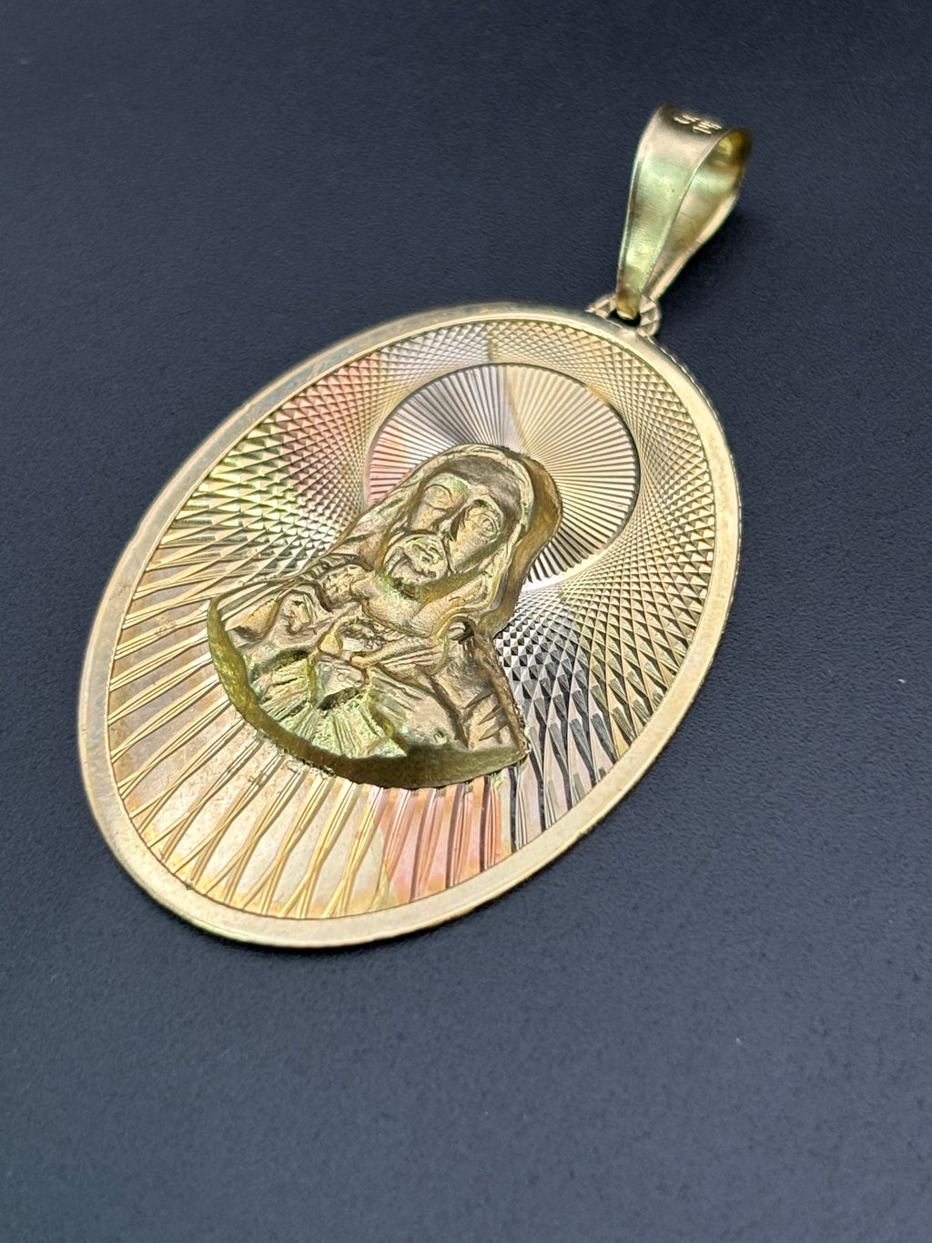 14k Solid Gold Pendant Jesus Christ Heart