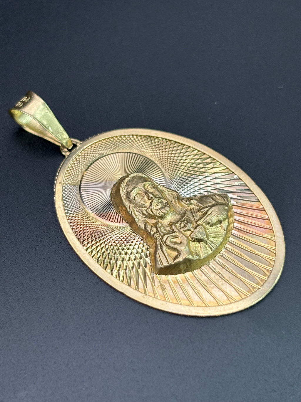 14k Solid Gold Pendant Jesus Christ Heart